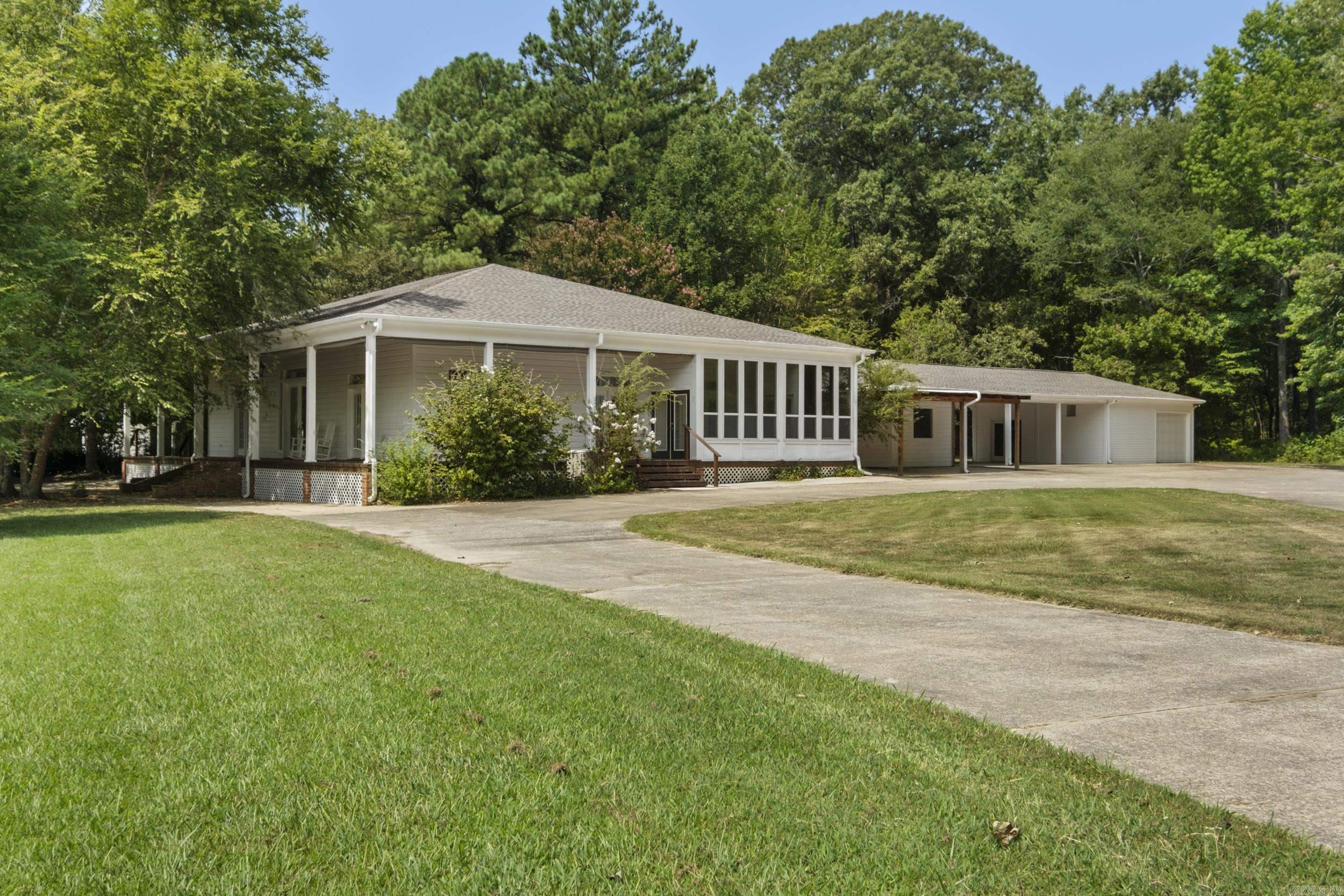 6524 Hwy 89 — photo