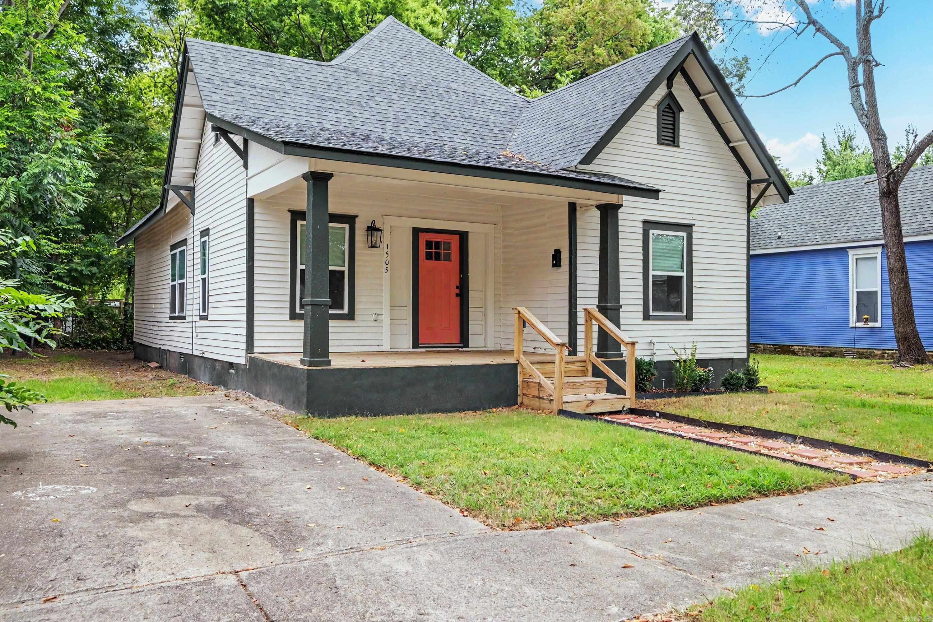 1505 S State Street — photo
