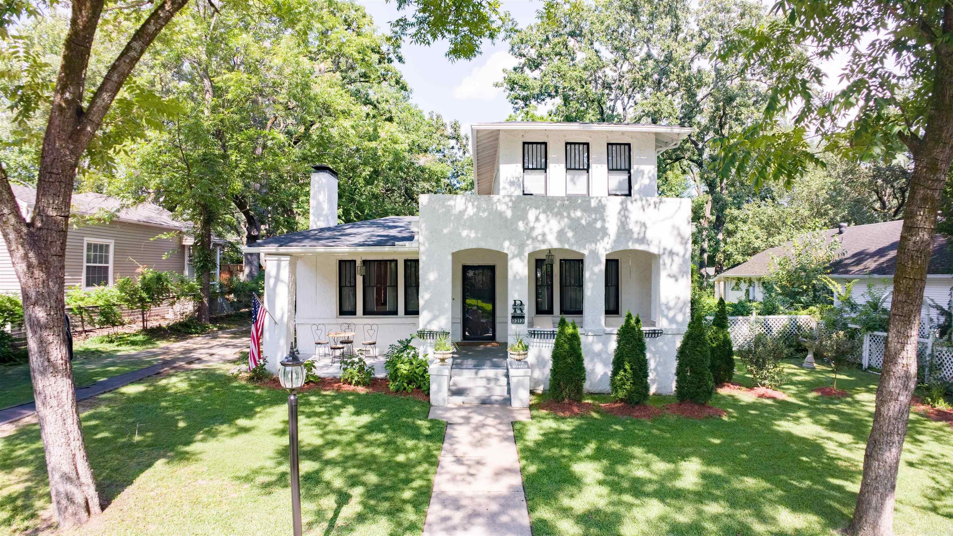 3212 N Magnolia Street — photo