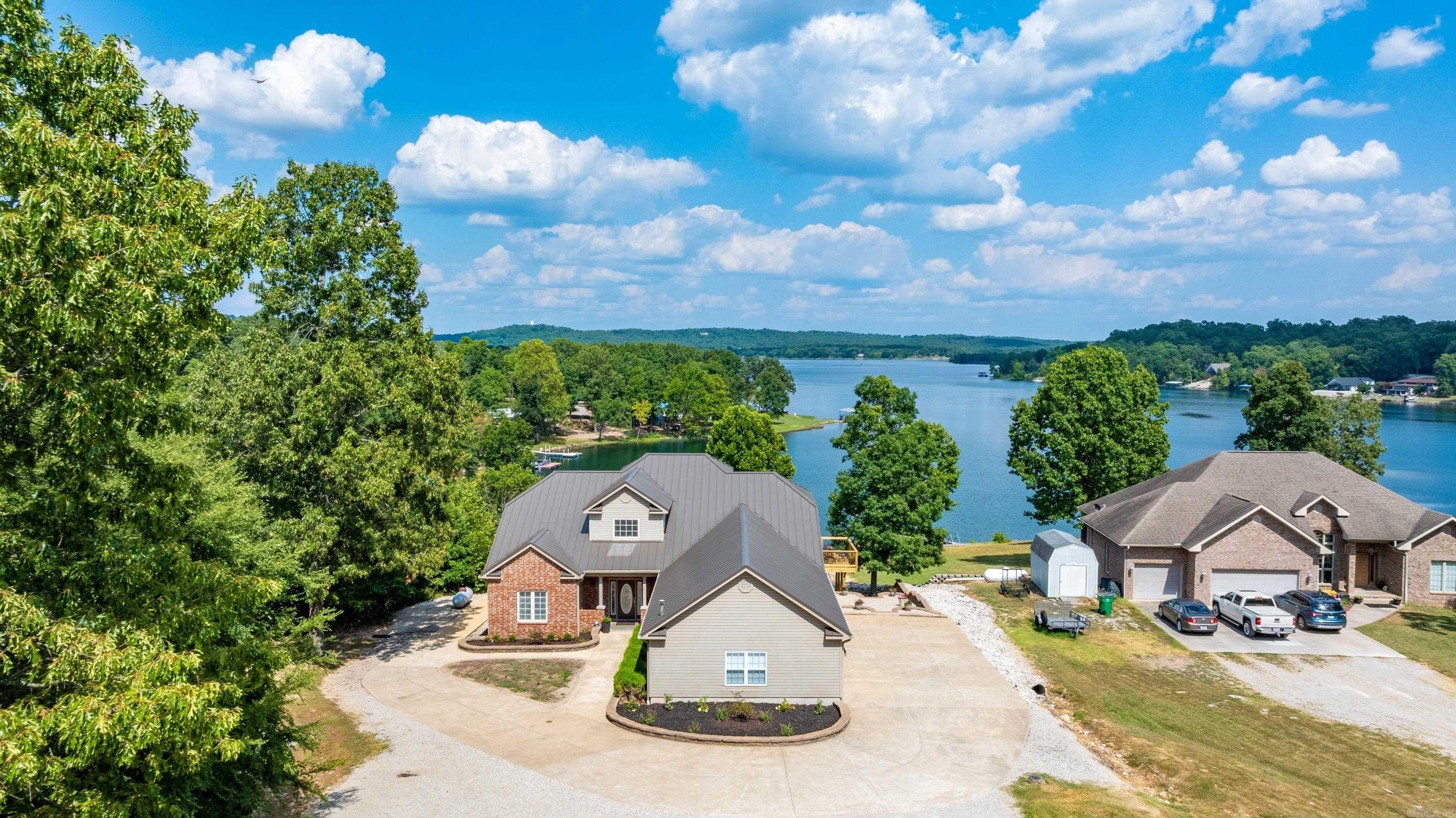 505 E Tri Lakes Dr — photo