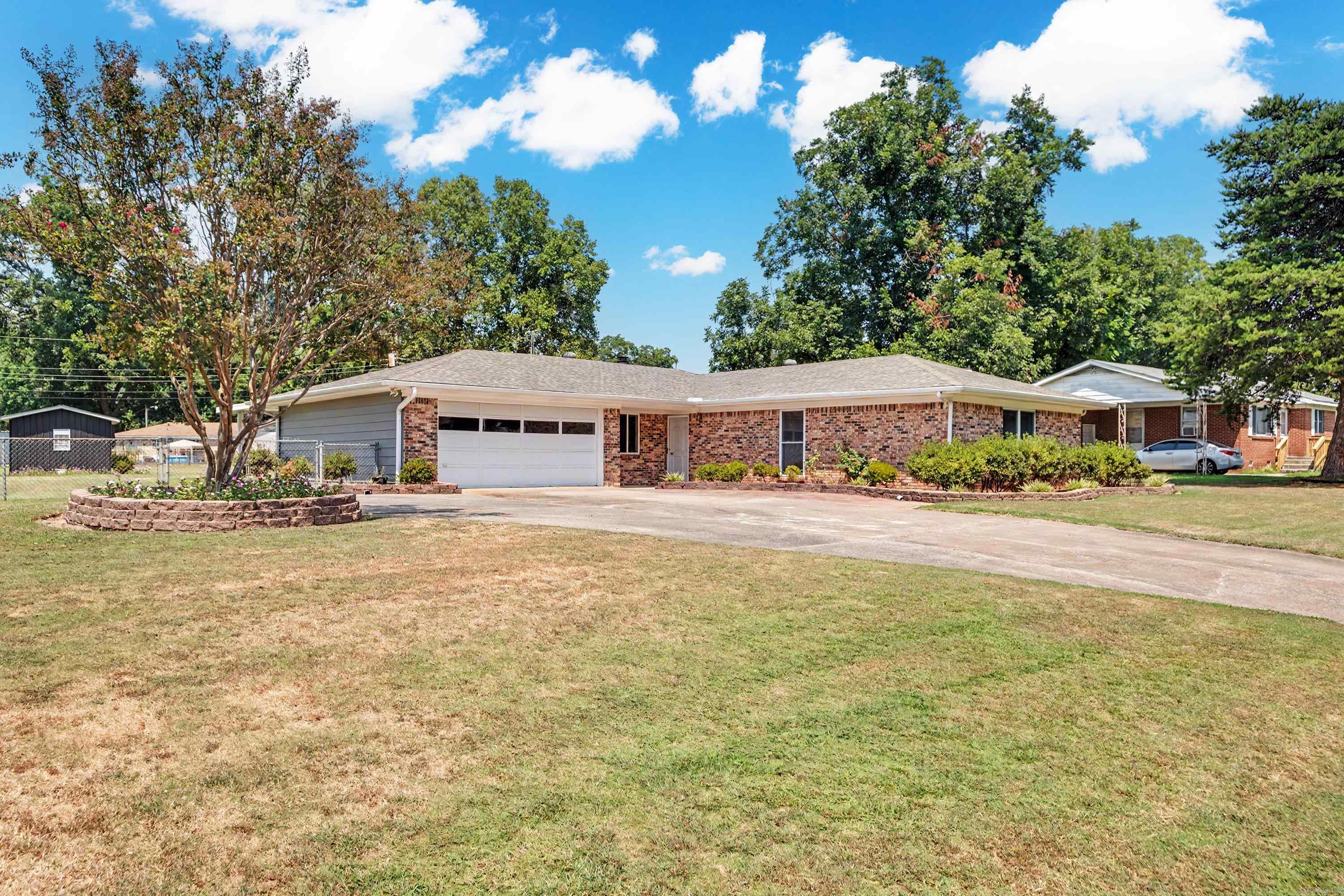 26 Colby Drive — photo