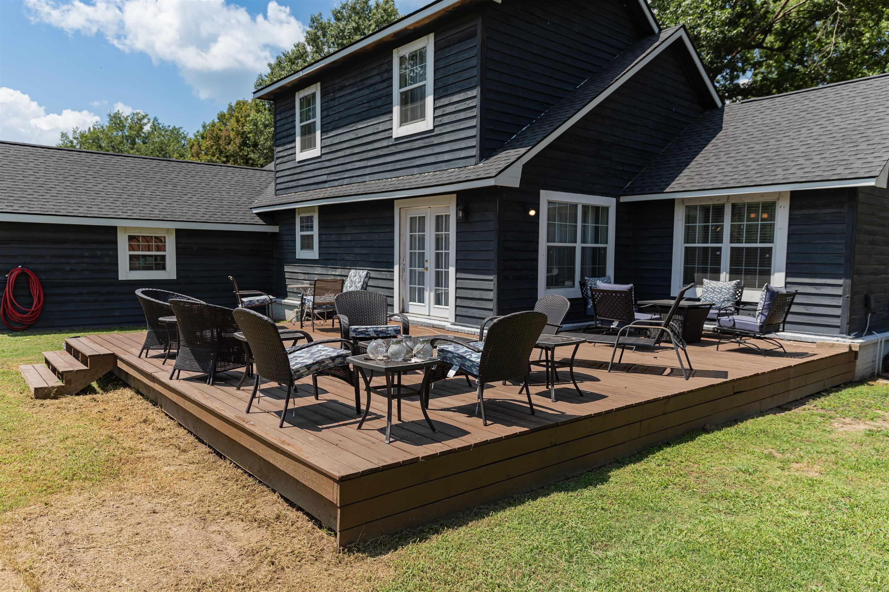 809 Putting Green Drive — photo