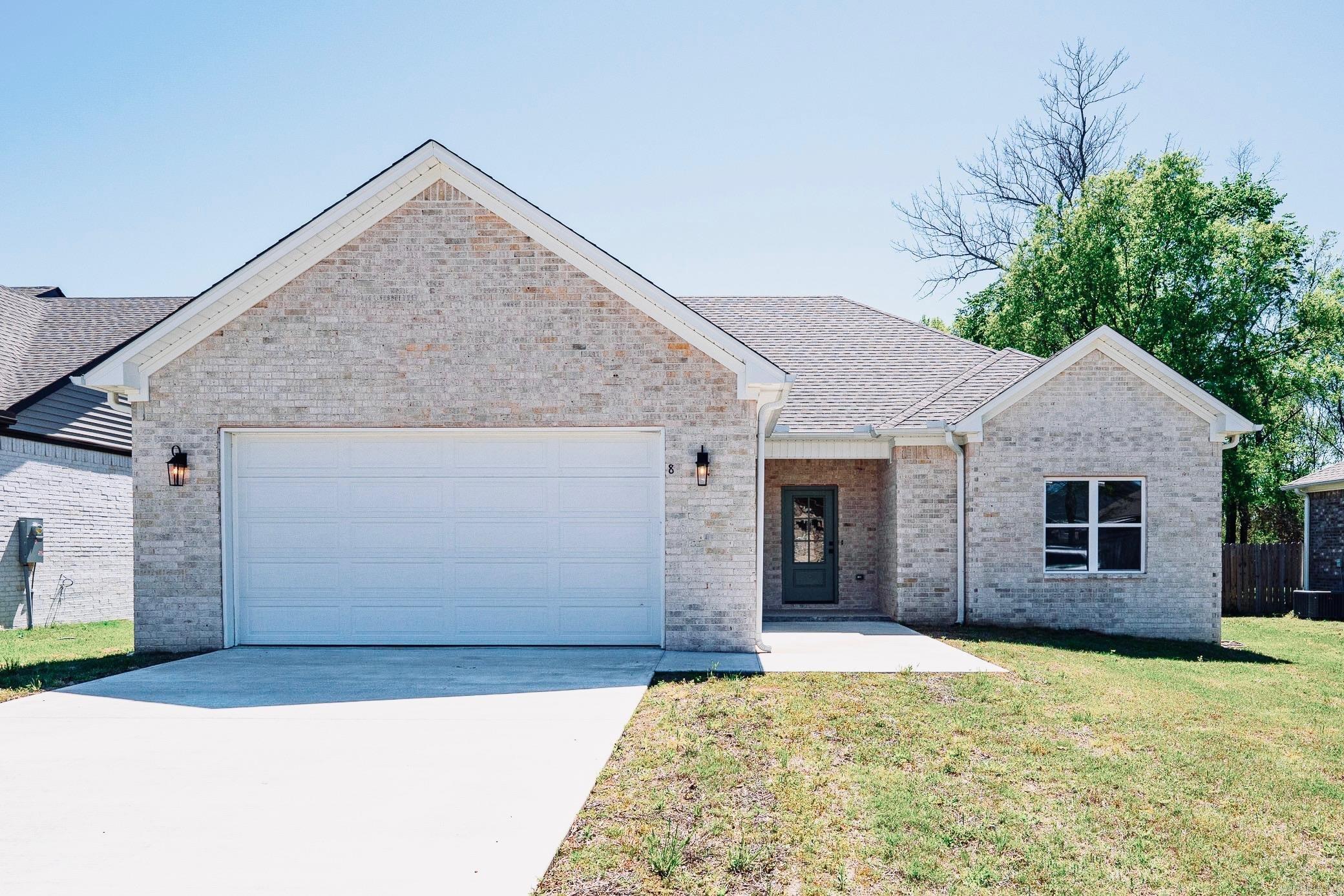 8 Dandelion Drive — photo