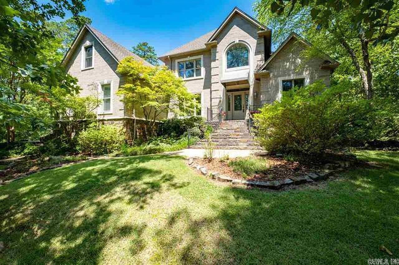 13 Somersett Dr — photo
