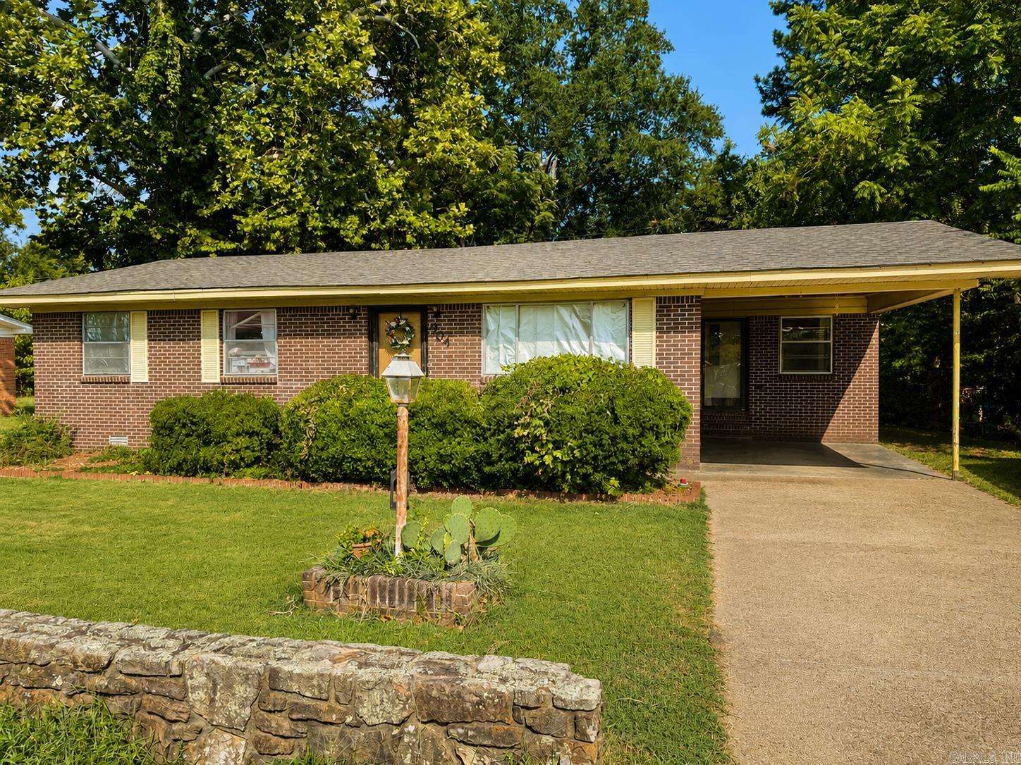 904 N Moose Street — photo