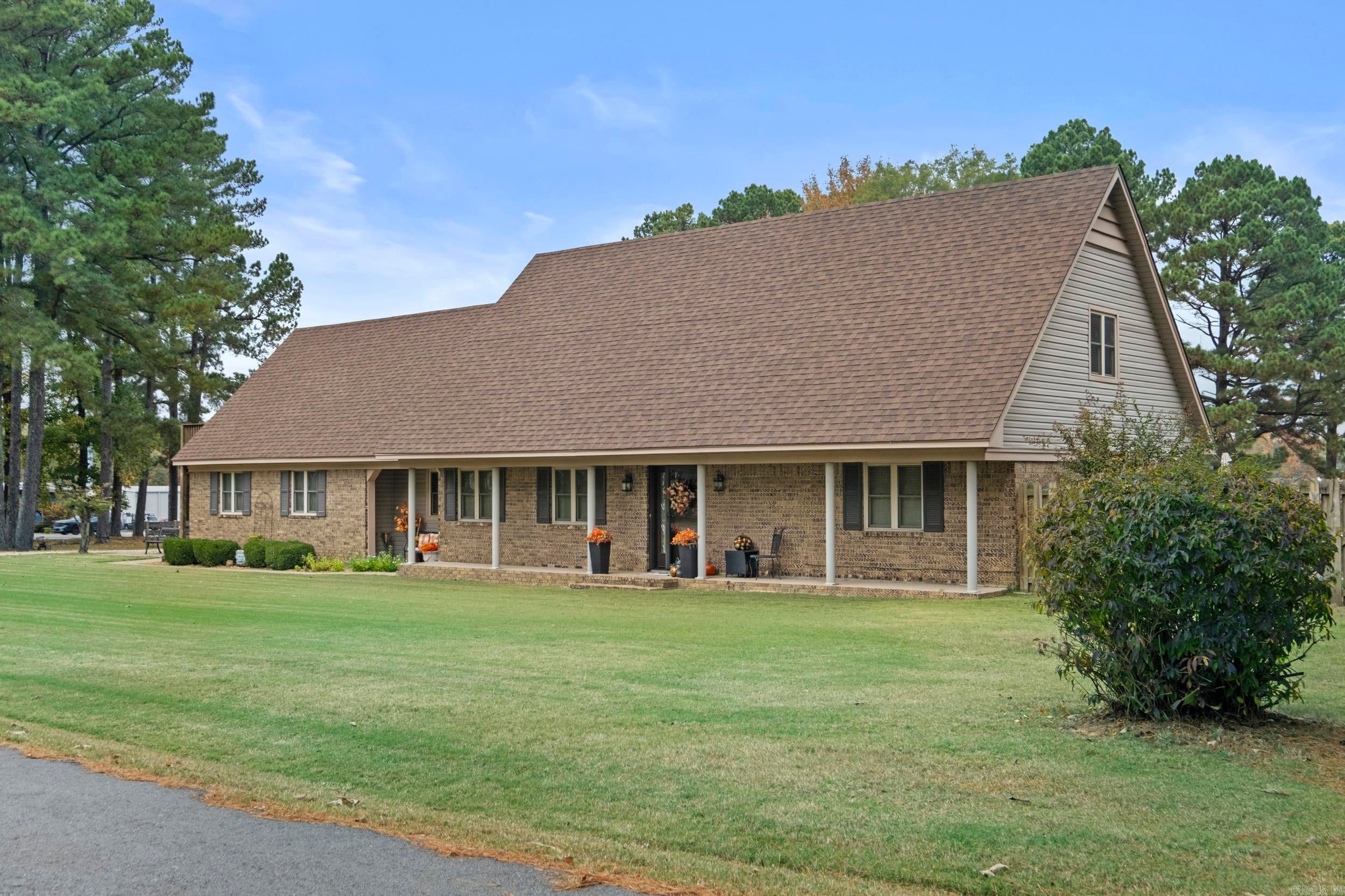 42 Pine Terrace Drive — photo