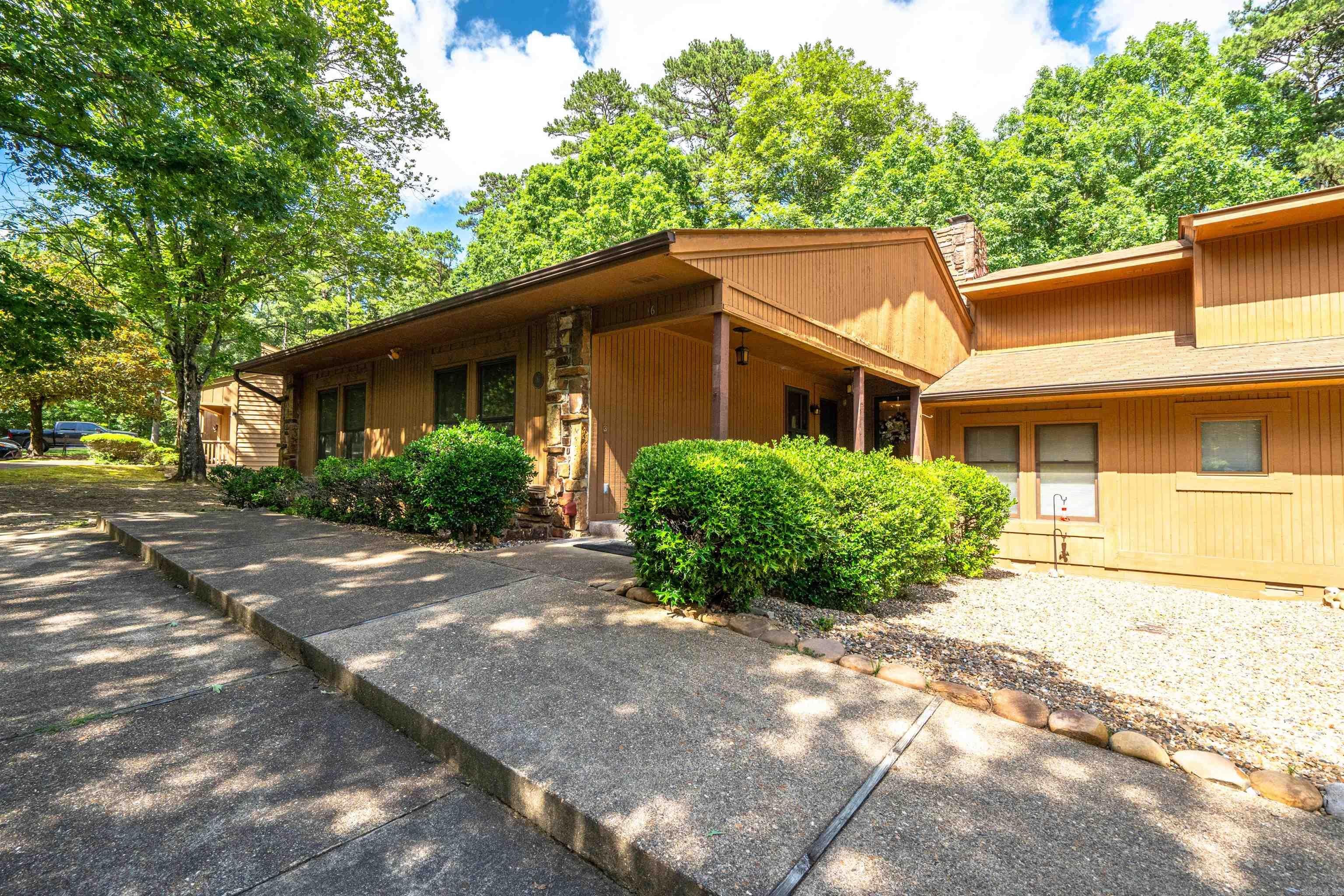 16 Reddina Lane — photo