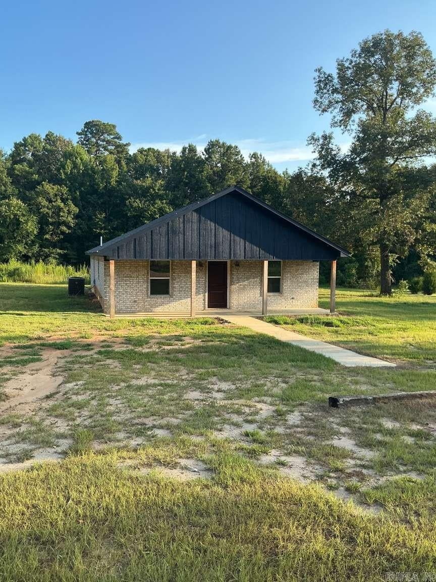 109 Private Road 1161 — photo