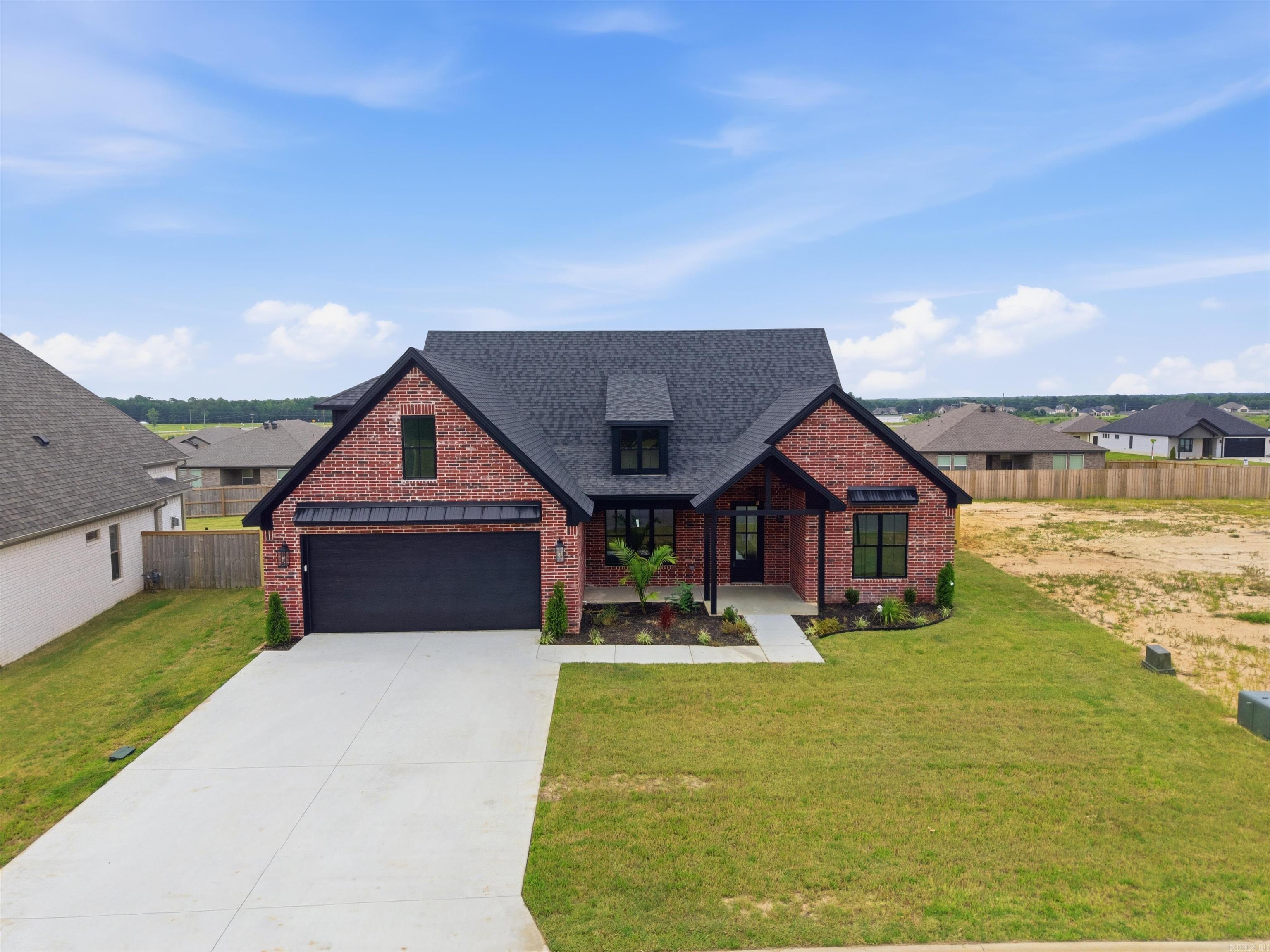 21081 Kinsley Lane — photo