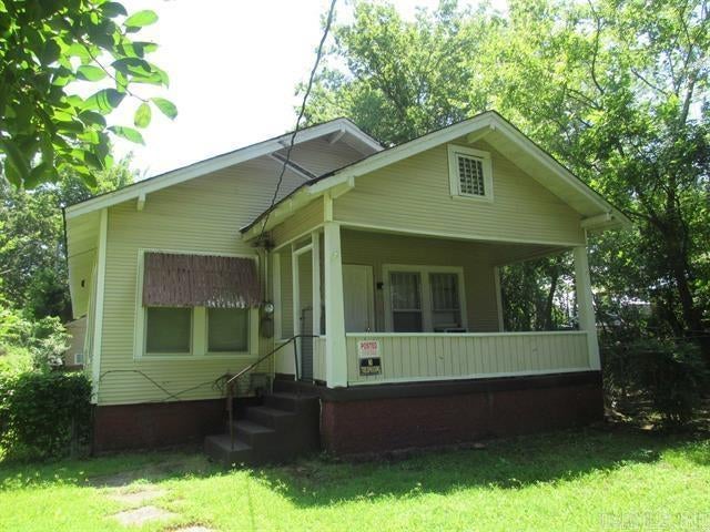 504 N Oak Street — photo