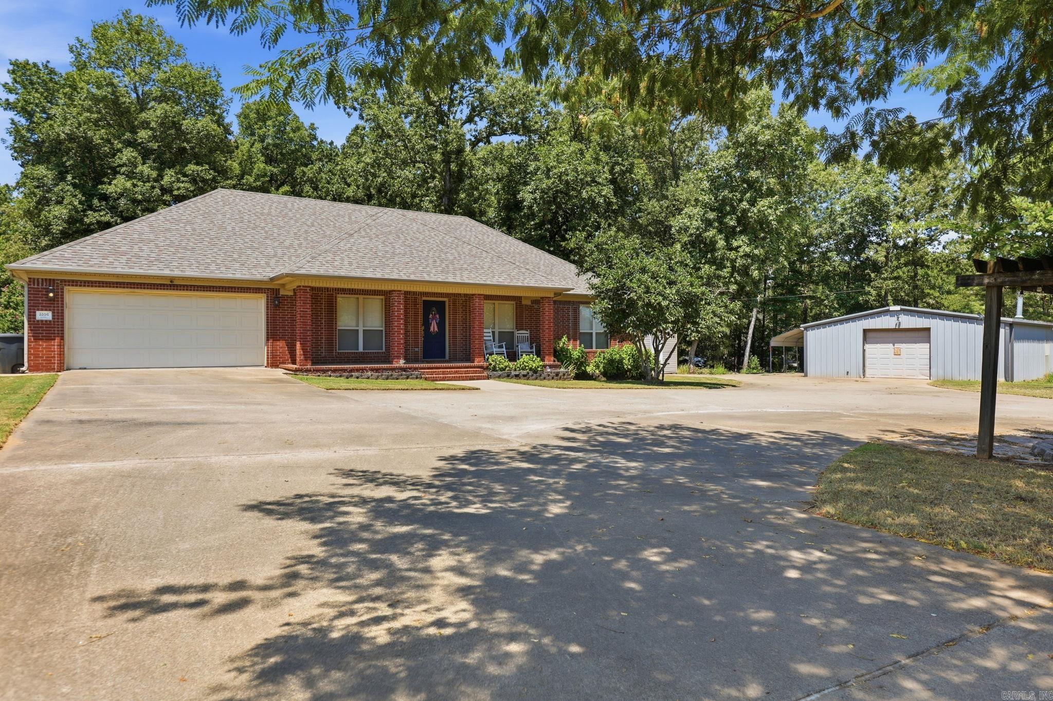 3556 Sandhill Road — photo