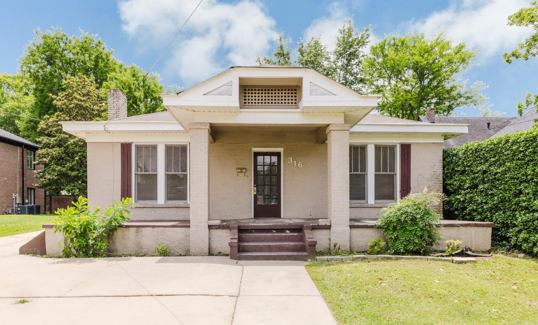 316 W Conway St — photo