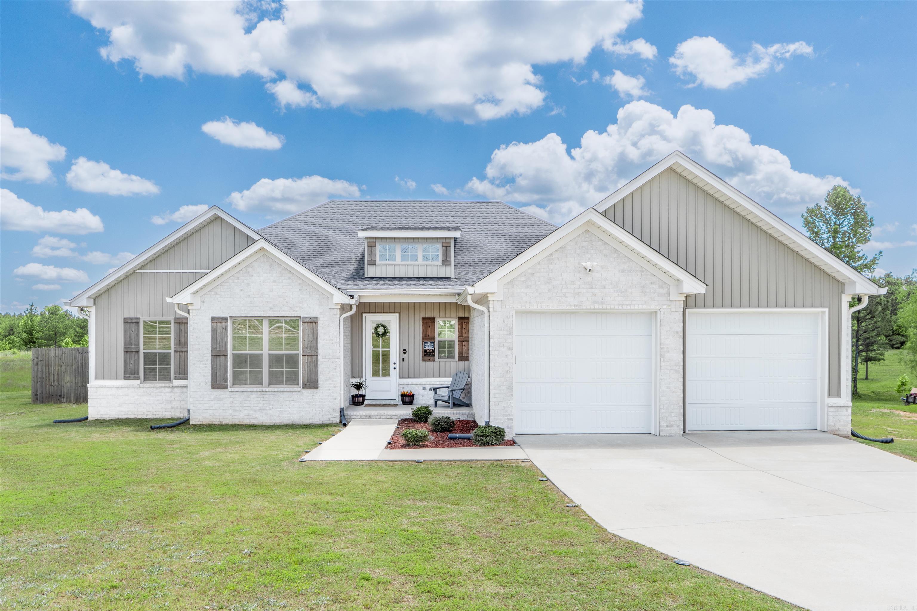 10600 Gunter Loop — photo