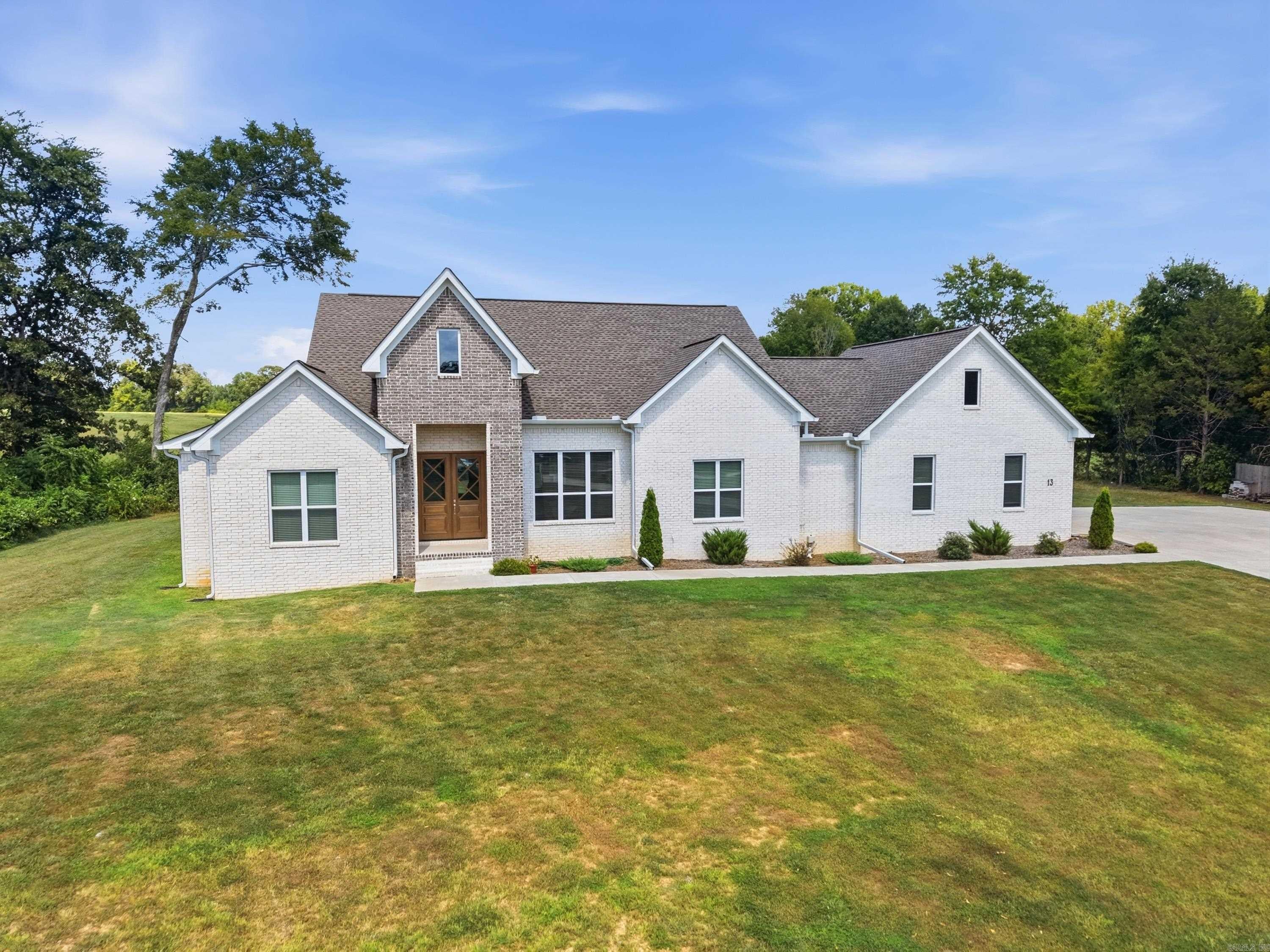 13 Parkridge CV — photo