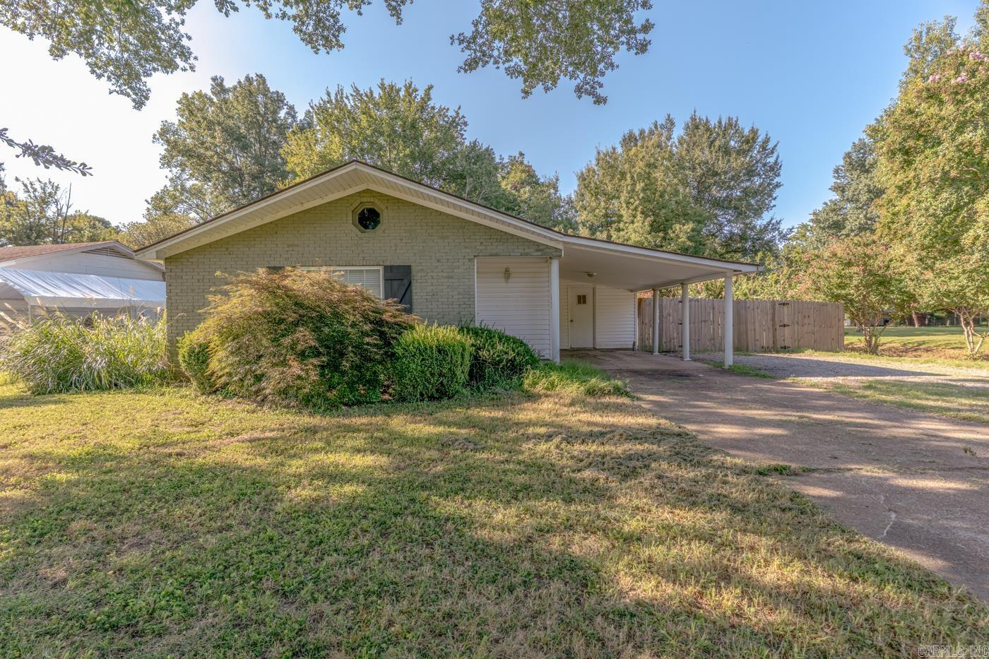133 Terrace Dr — photo