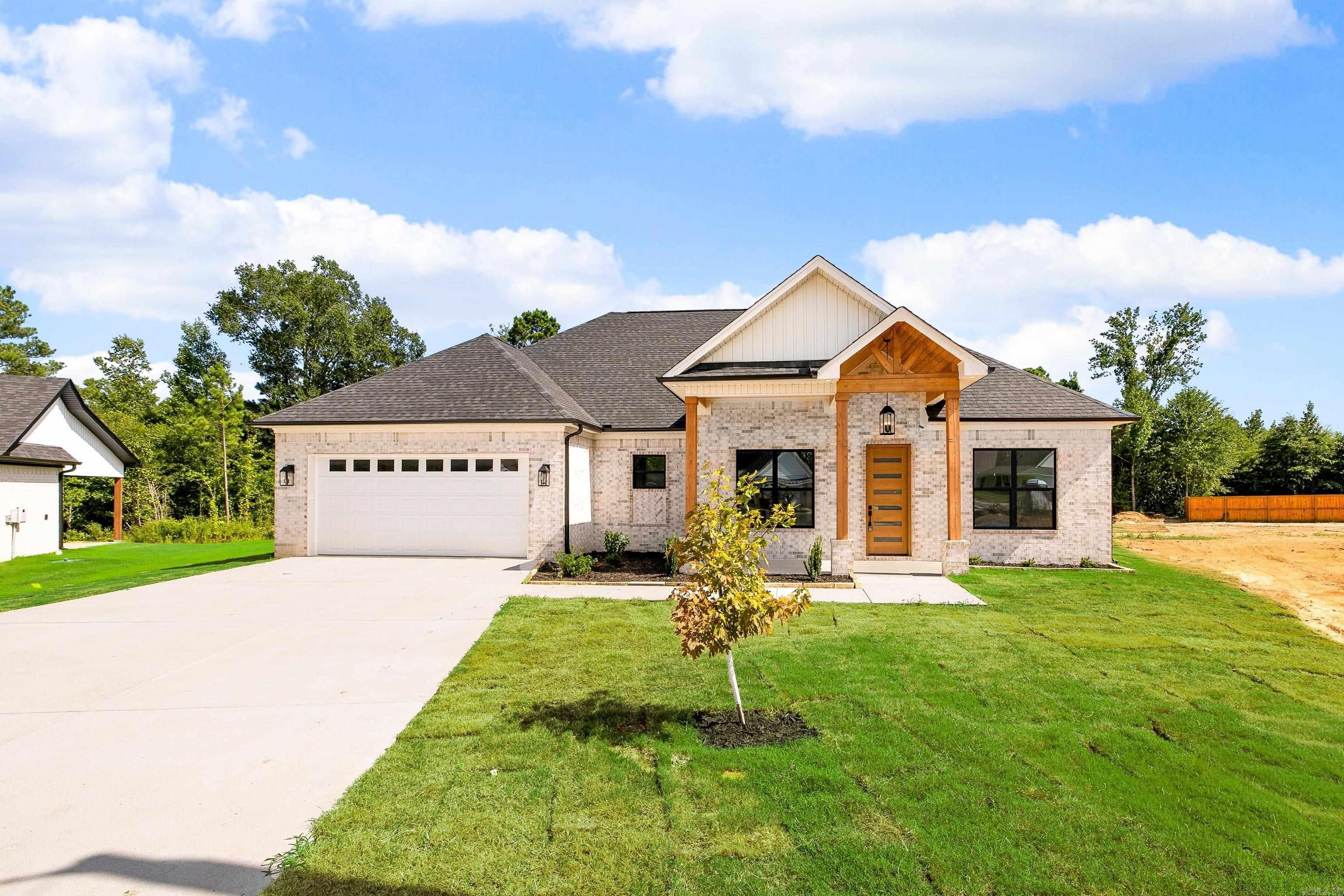 8024 Creek Rock Cove — photo