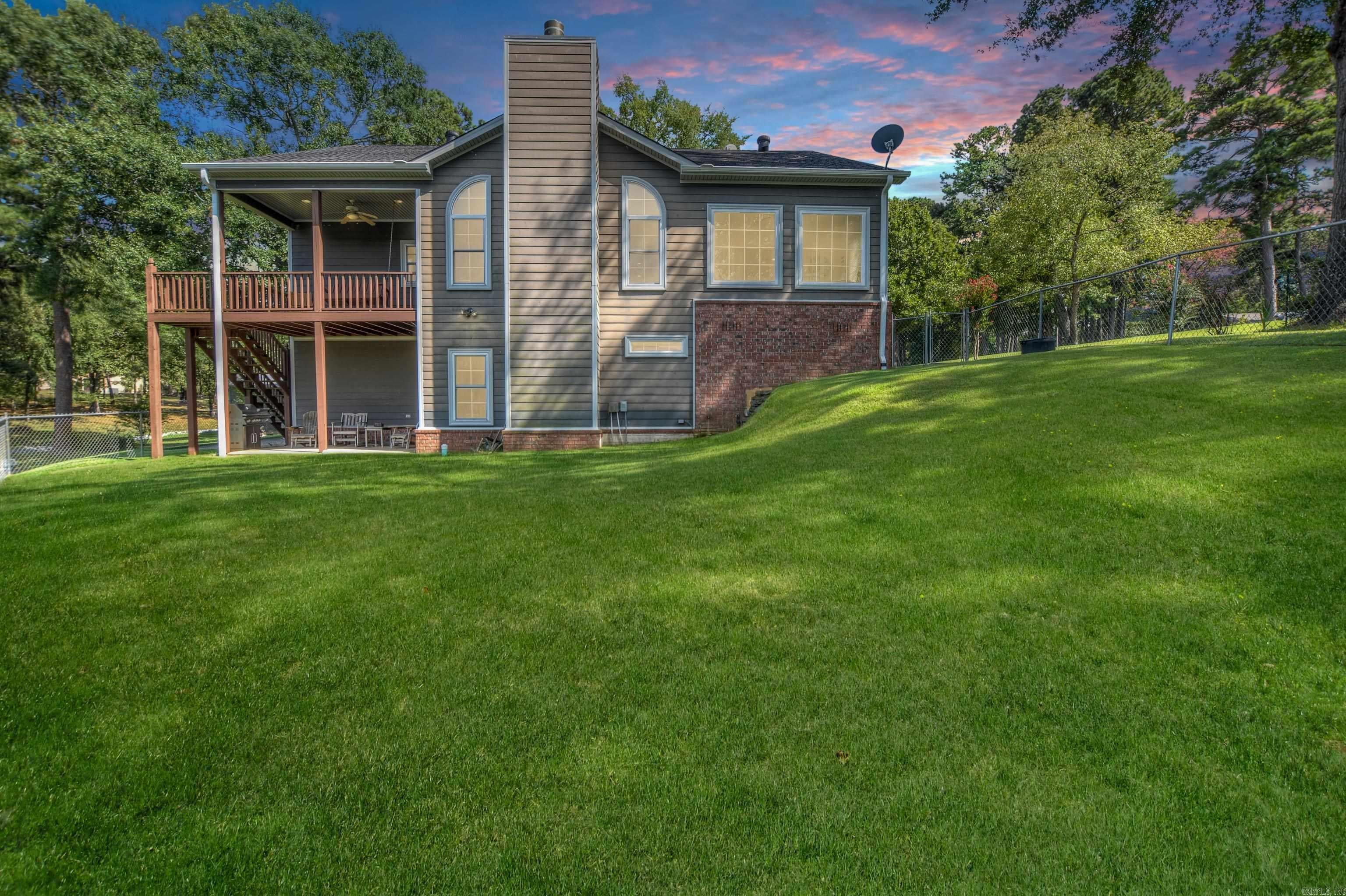 150 Heatherwood Drive — photo