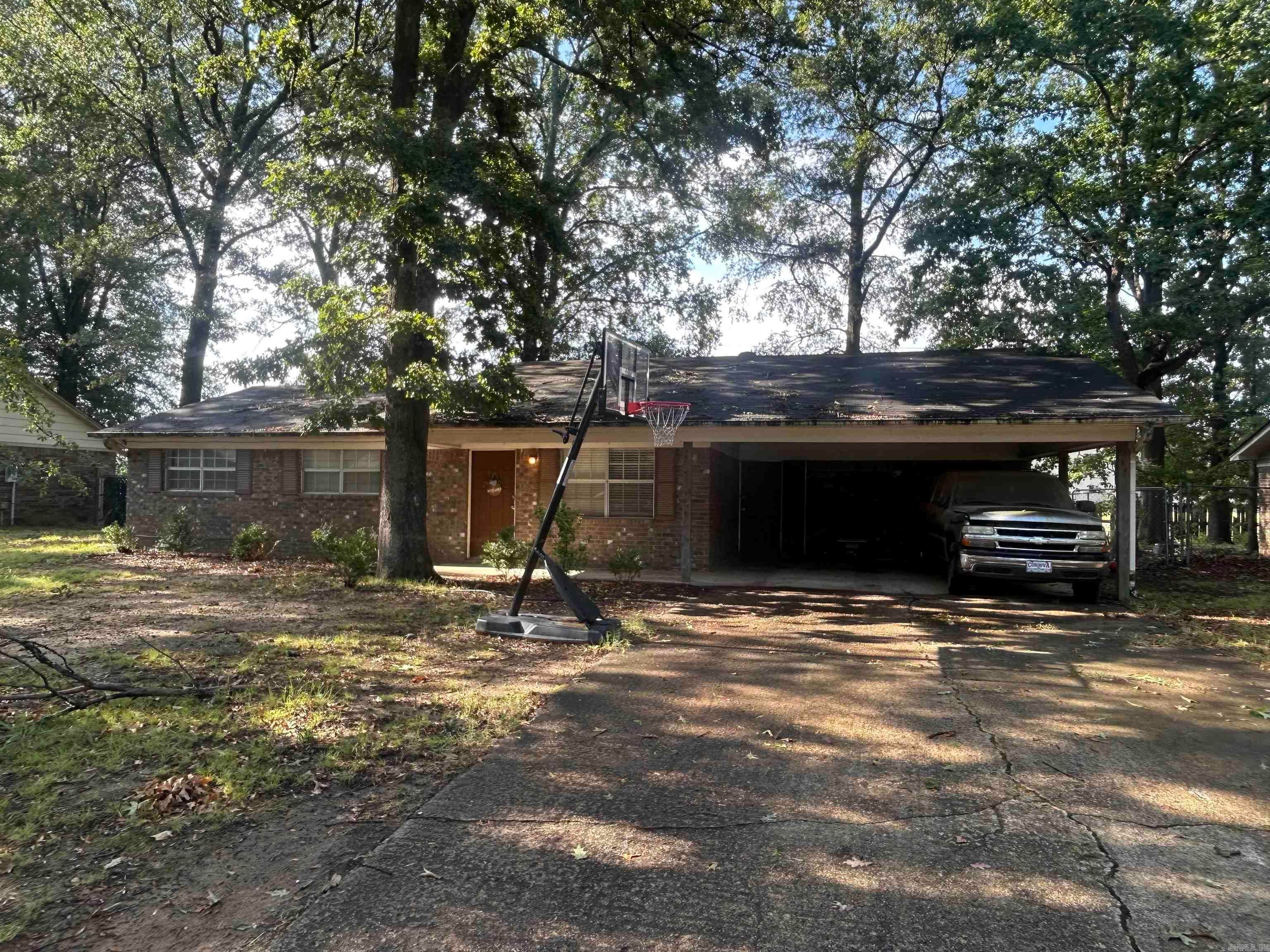 31 Indian Trail — photo