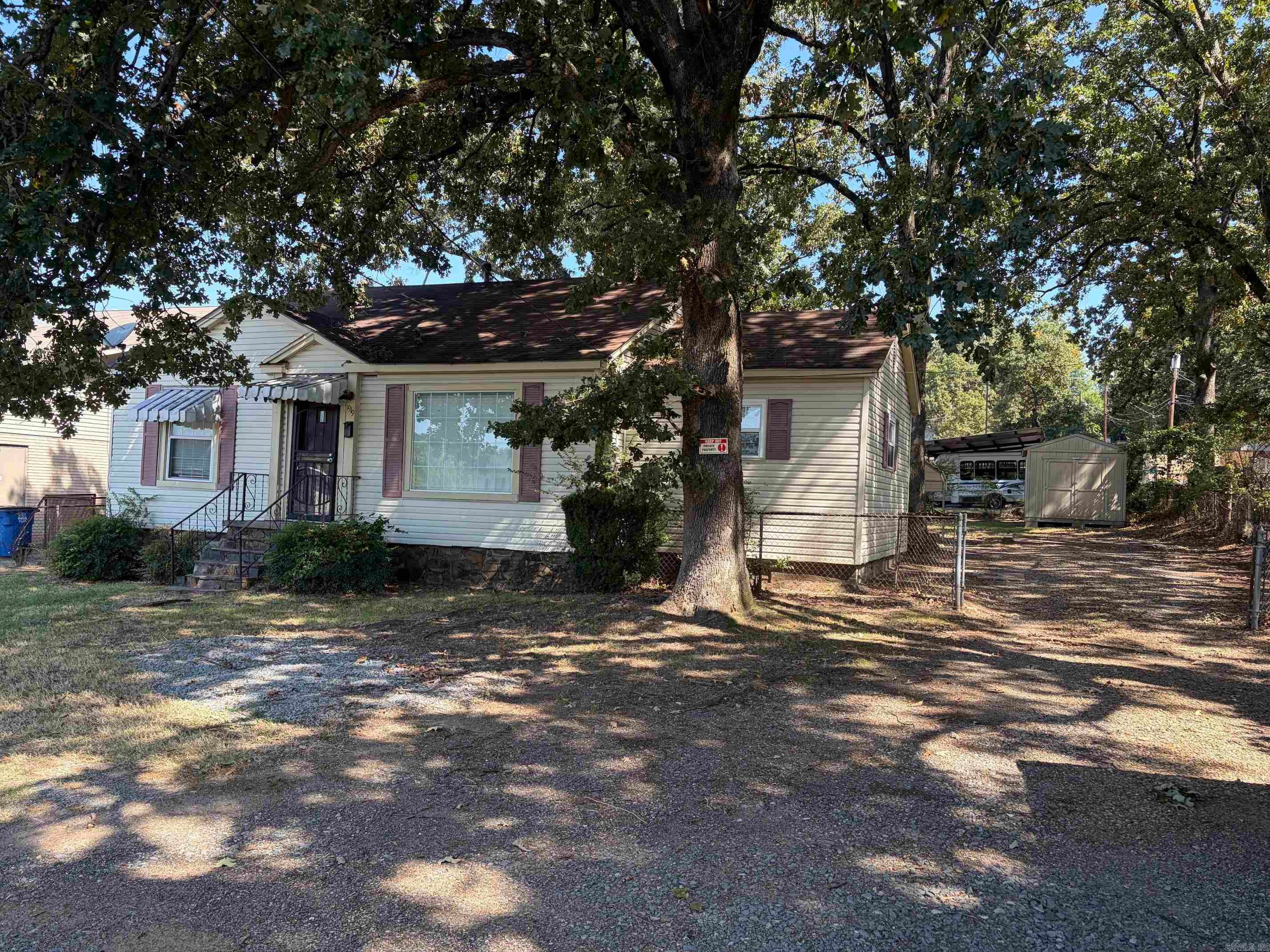 1919 Parkway Drive — photo