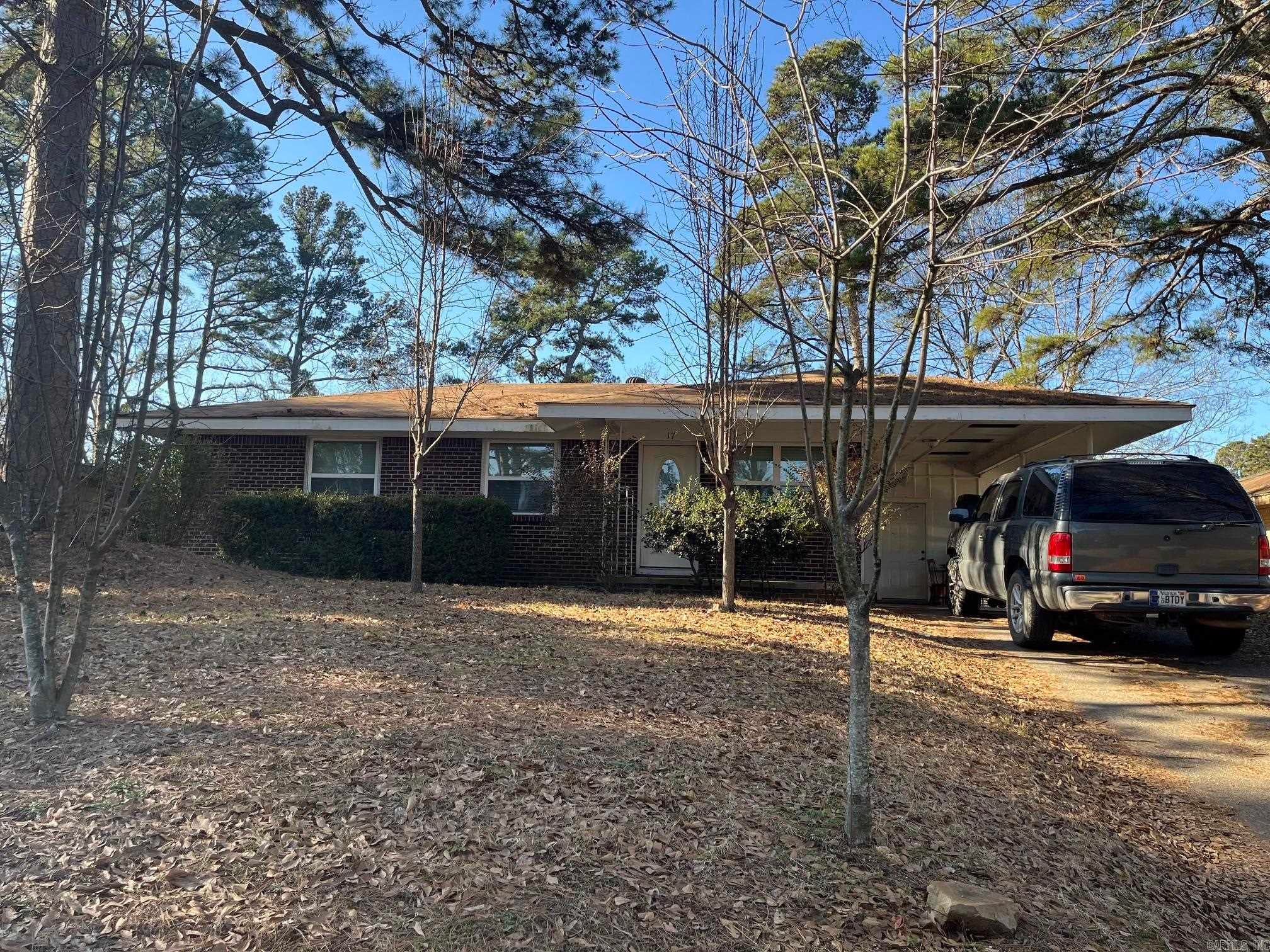 17 Rosemont Drive — photo