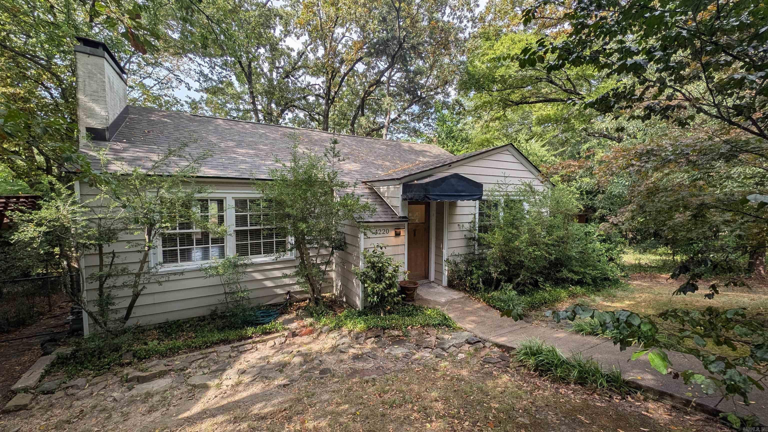4220 Kenyon Drive — photo
