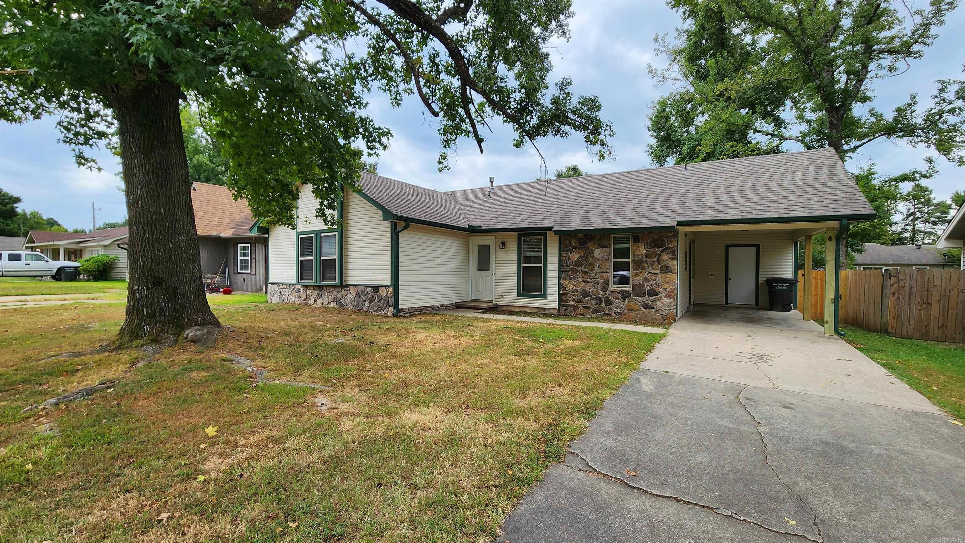 106 Bellevue Circle — photo