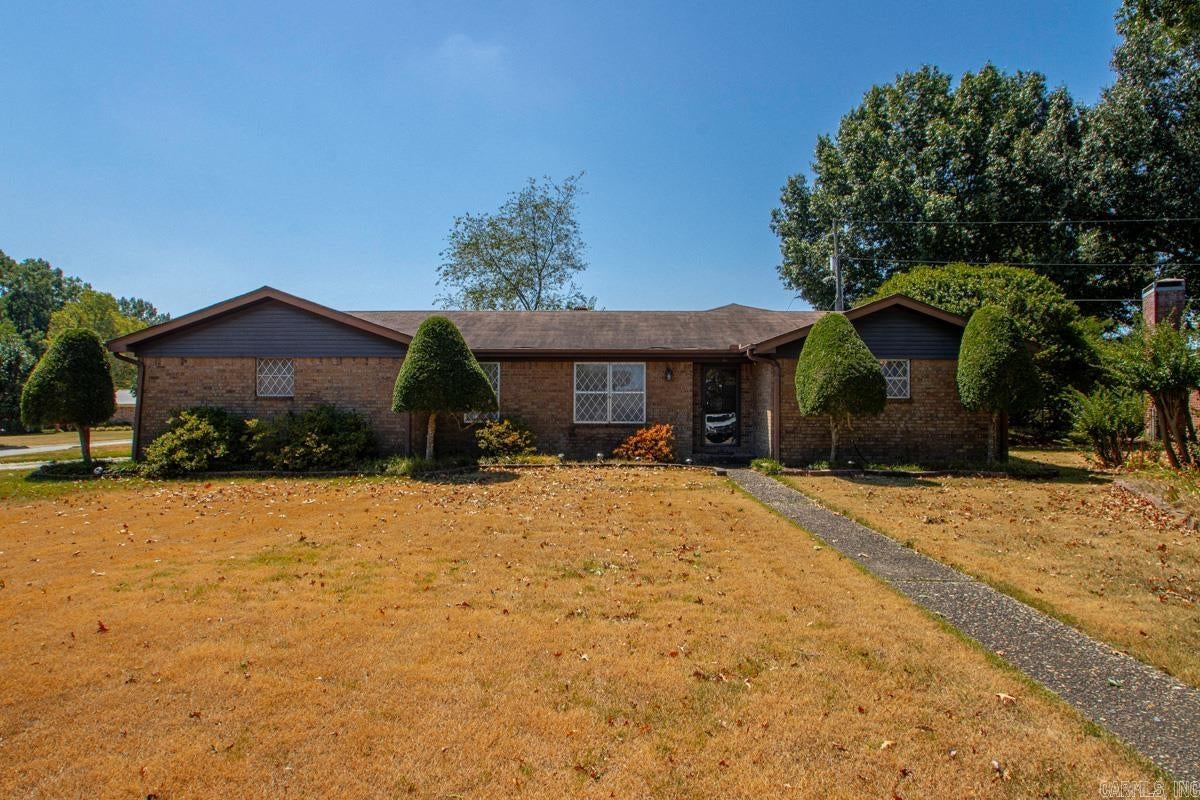 2 Linda Cove — photo