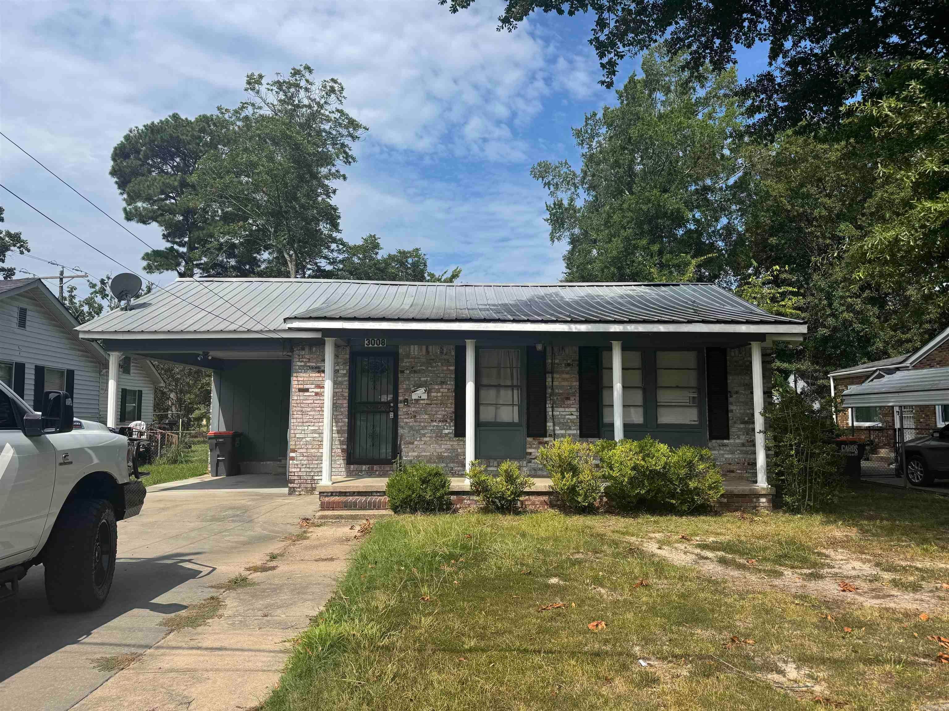 3008 S Elm Street — photo