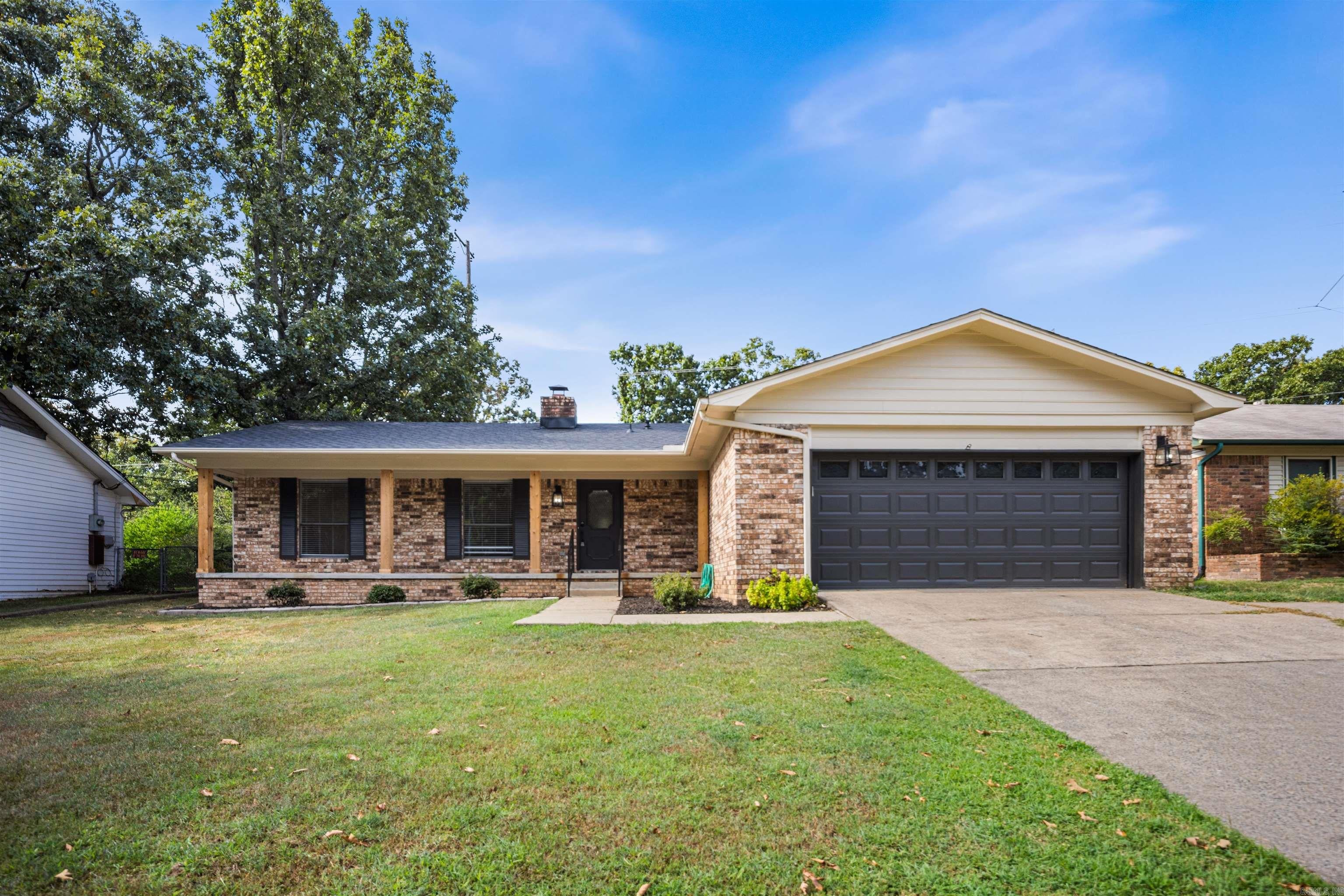 808 Regal Drive — photo