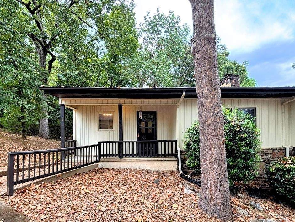 1 Eufaula Trail — photo