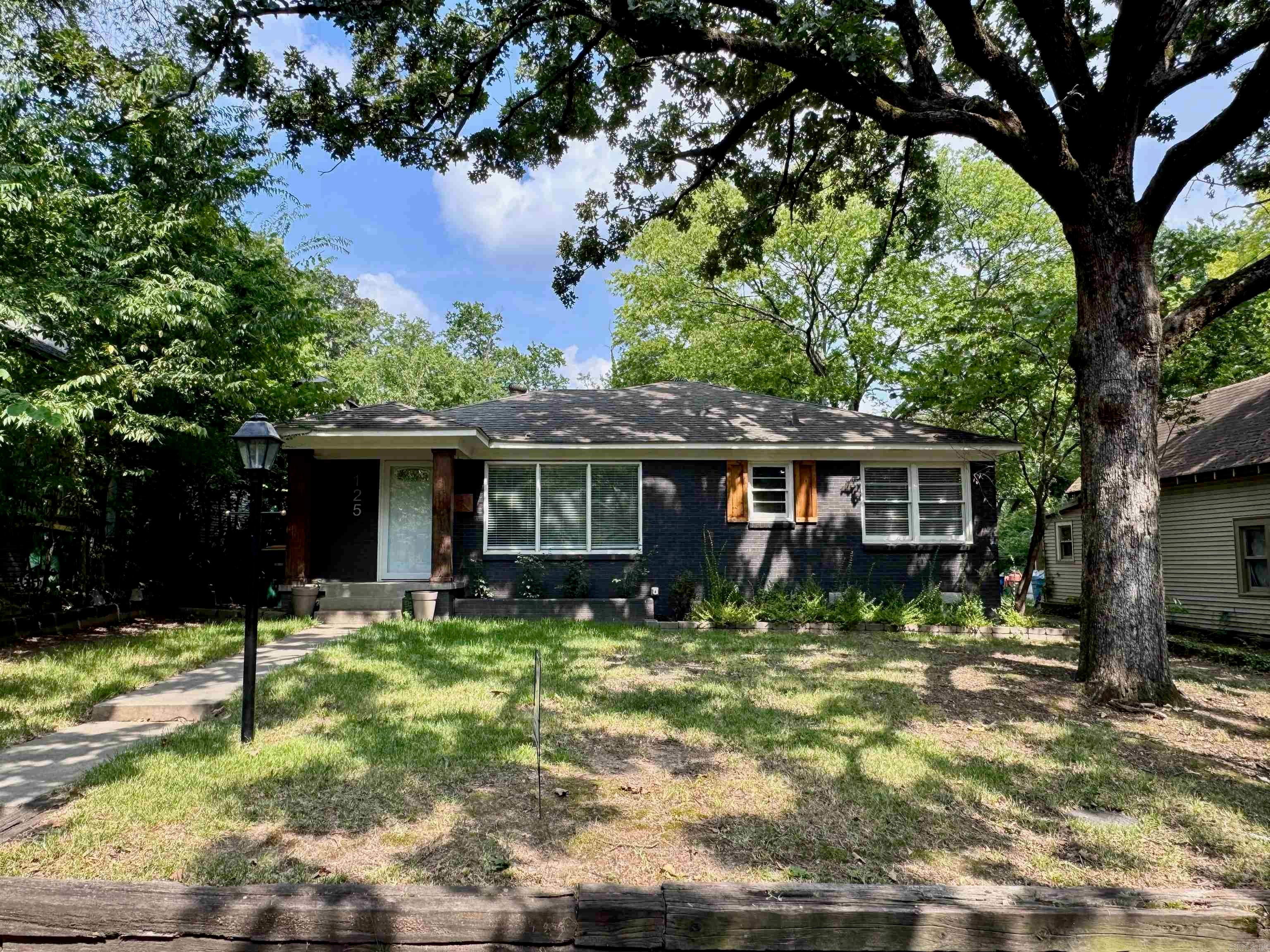 Home in Little Rock, AR 72205 — photo 2