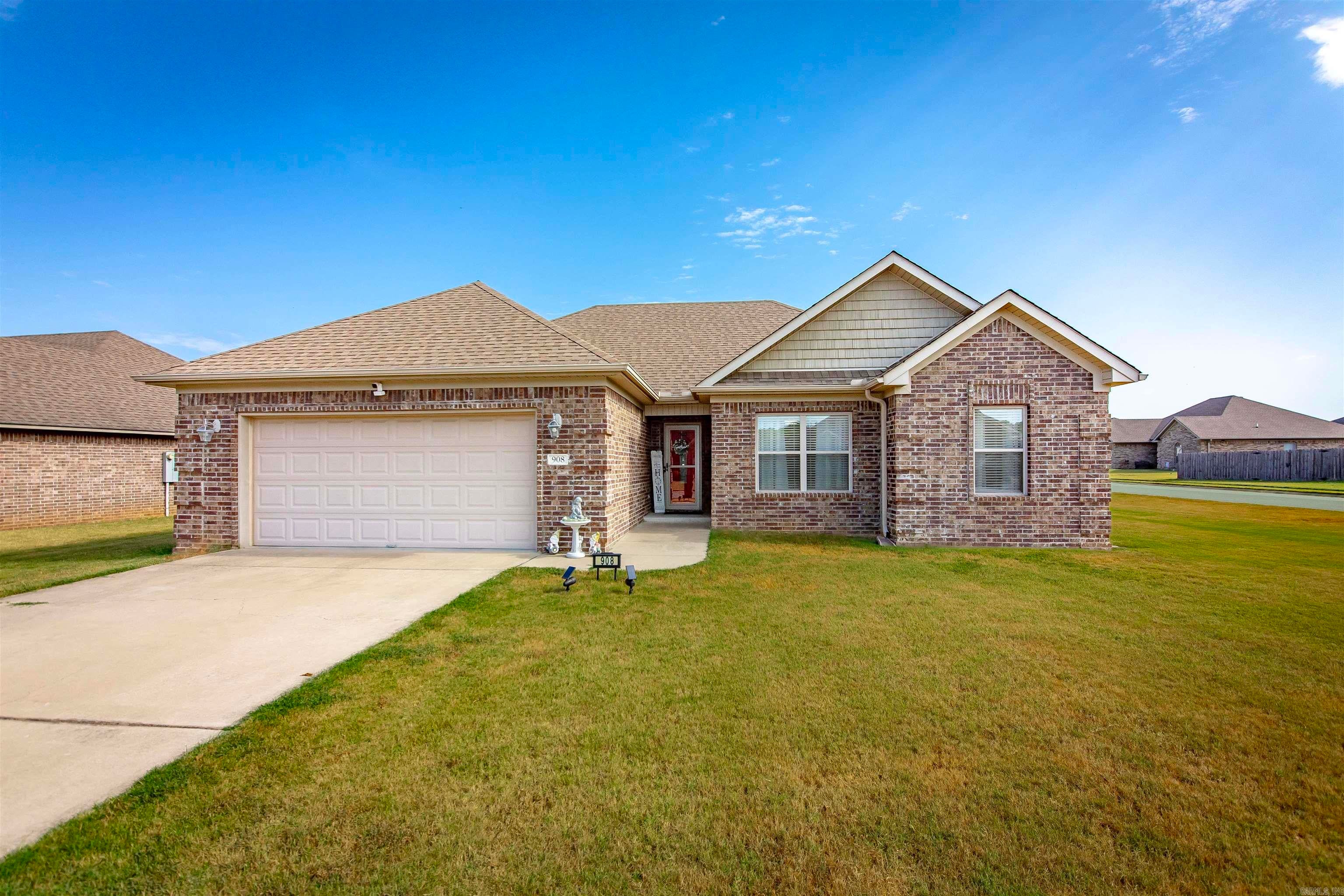 908 Puritan Drive — photo