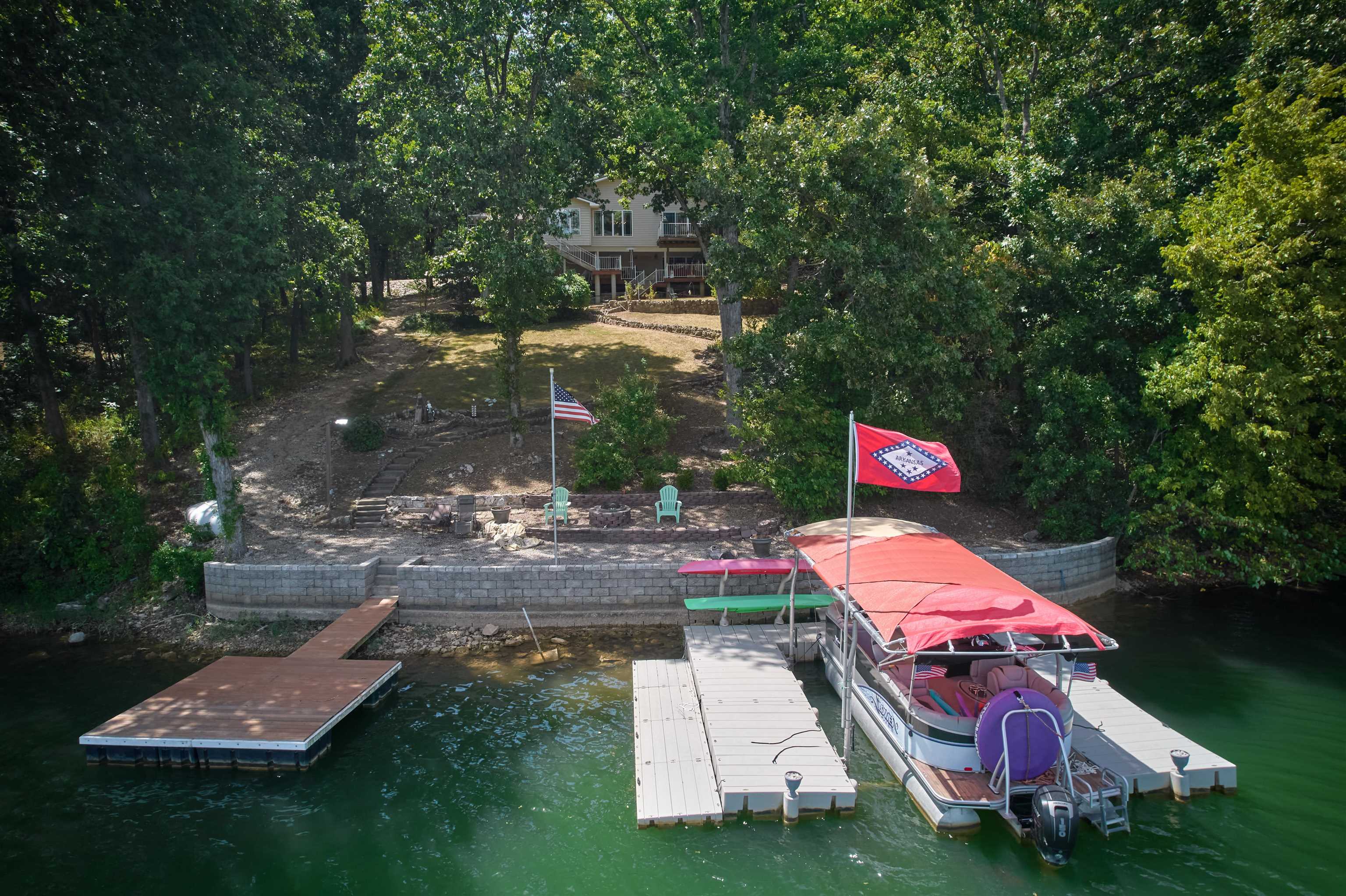 117 W Lakeshore Dr — photo