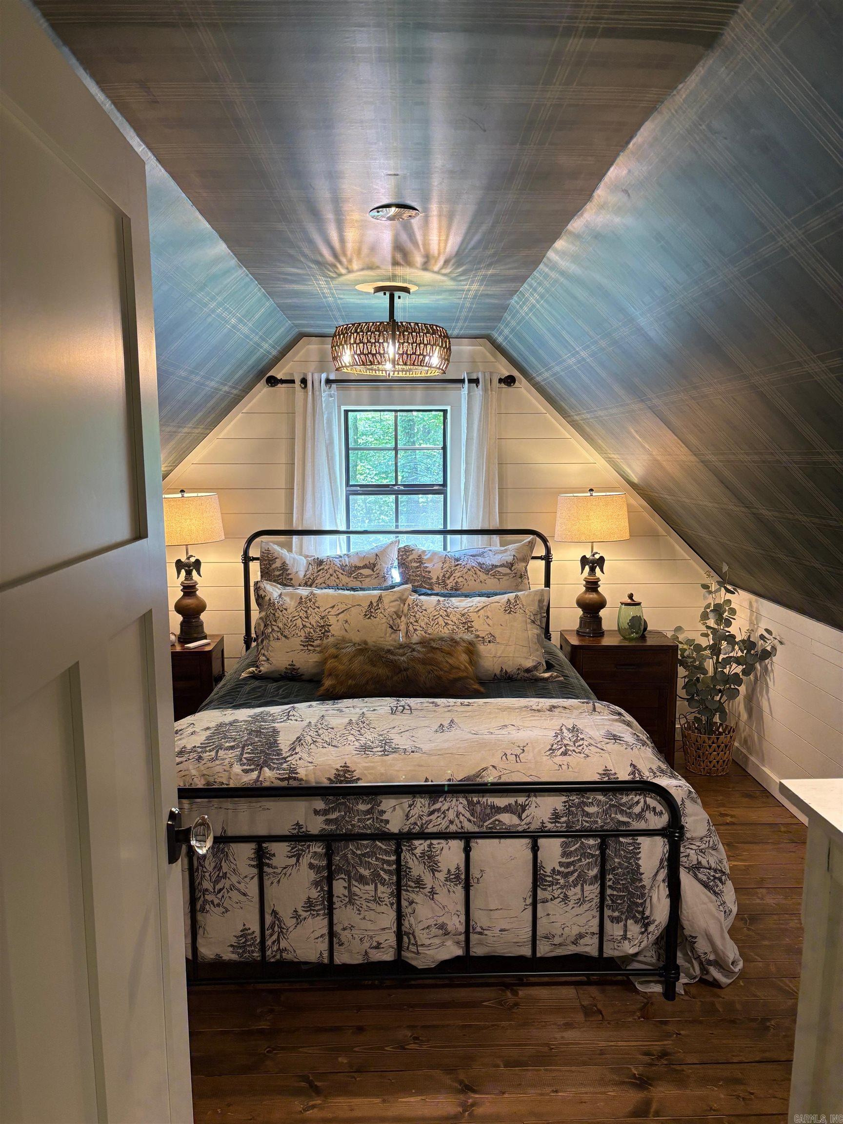 Home in Oark, AR 72852 — photo 2