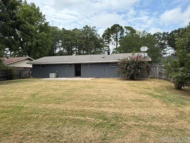 2302 PINE HILL DR — photo 3