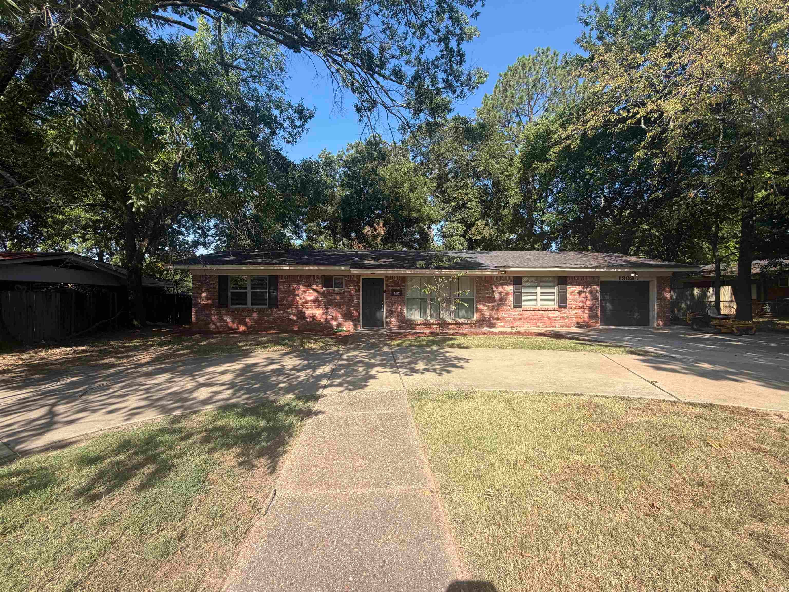 1309 Donaghey Avenue — photo