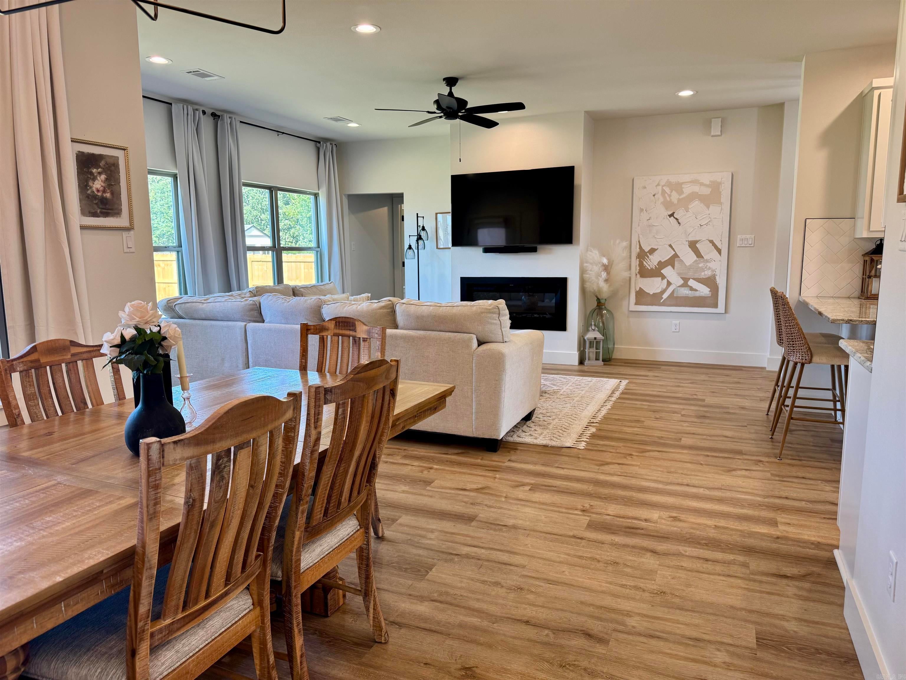 Home in Greenbrier, AR 72058 — photo 3