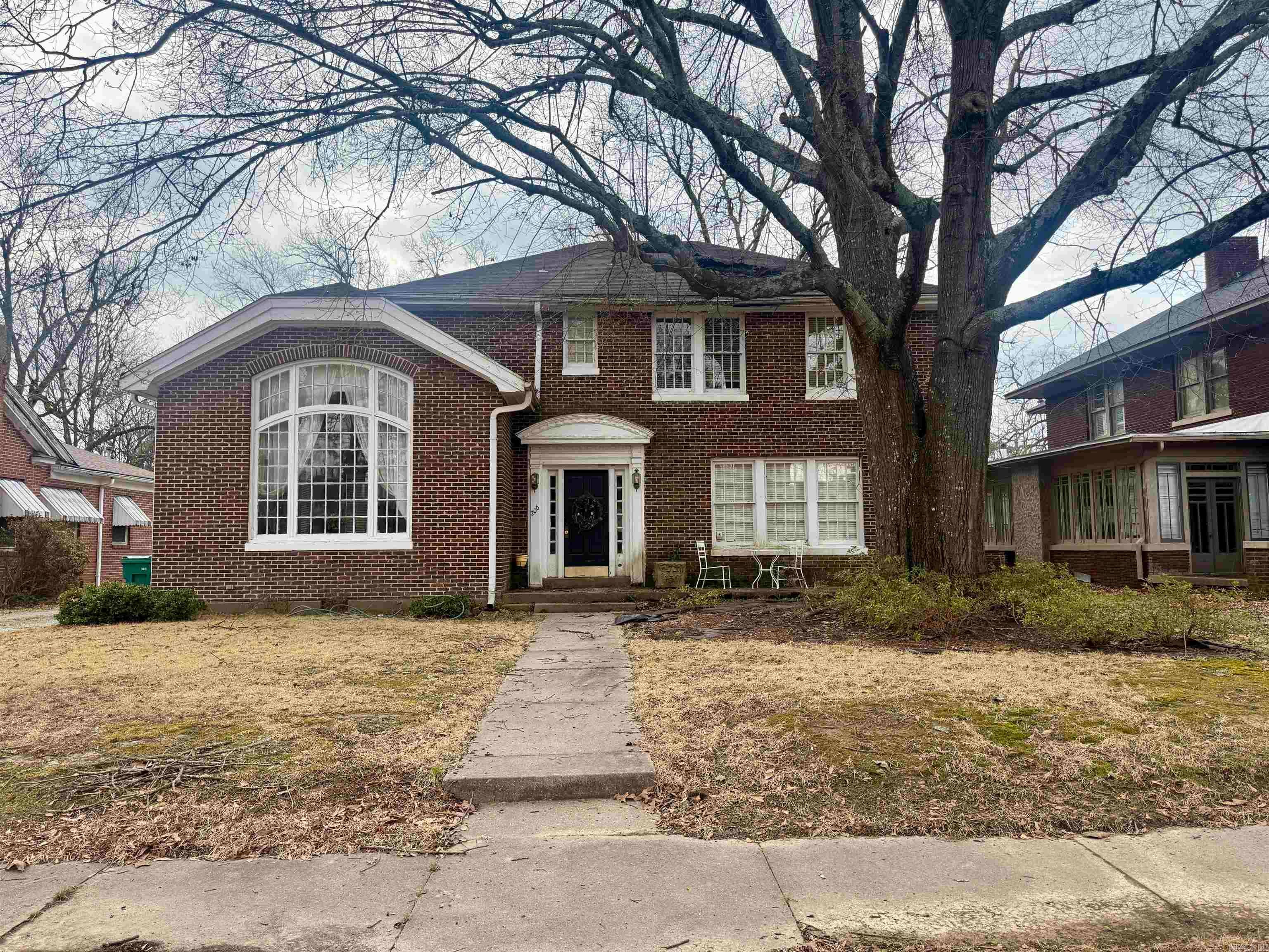 206 Park Pl — photo