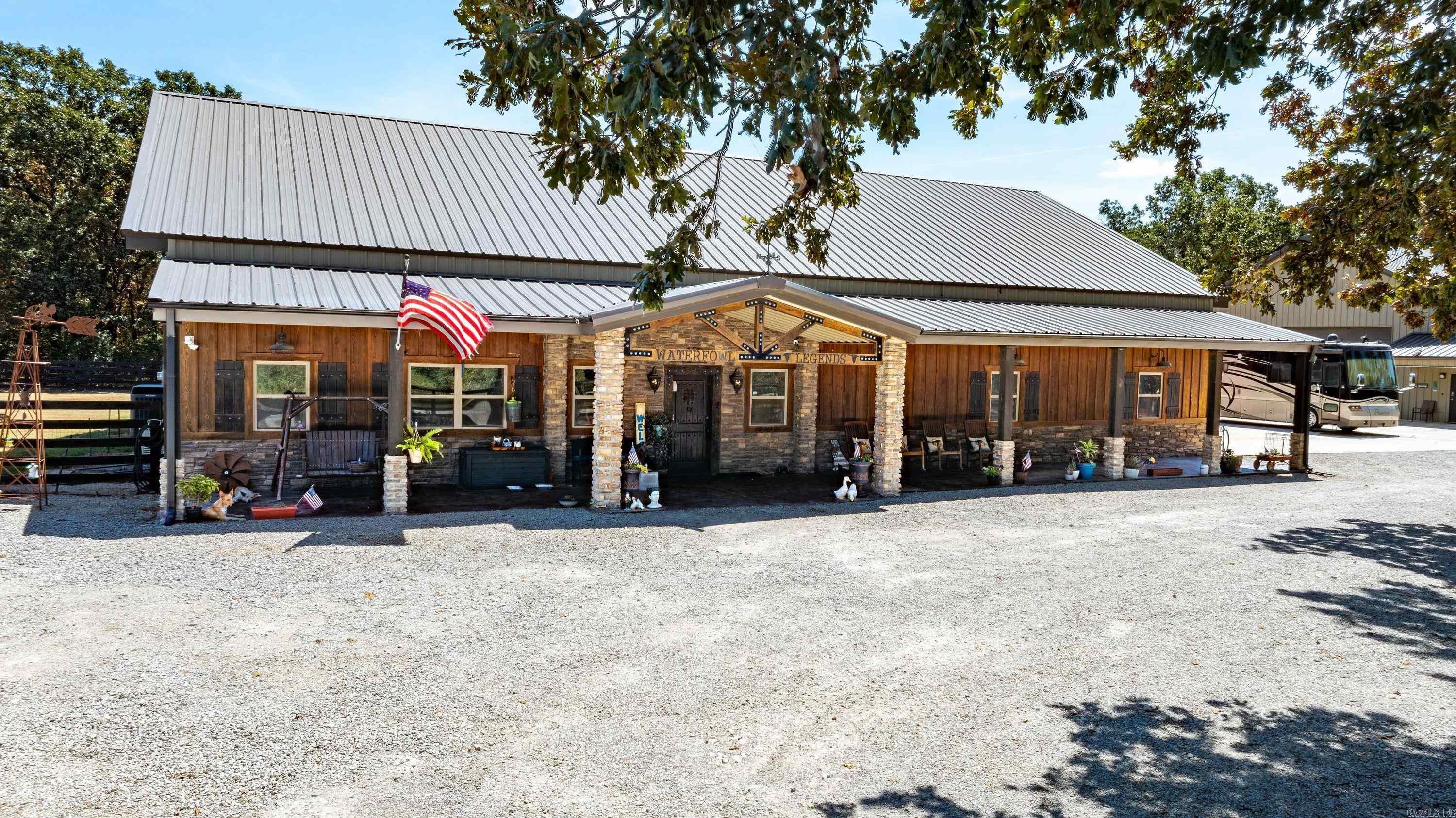 1021 Hwy 91 — photo