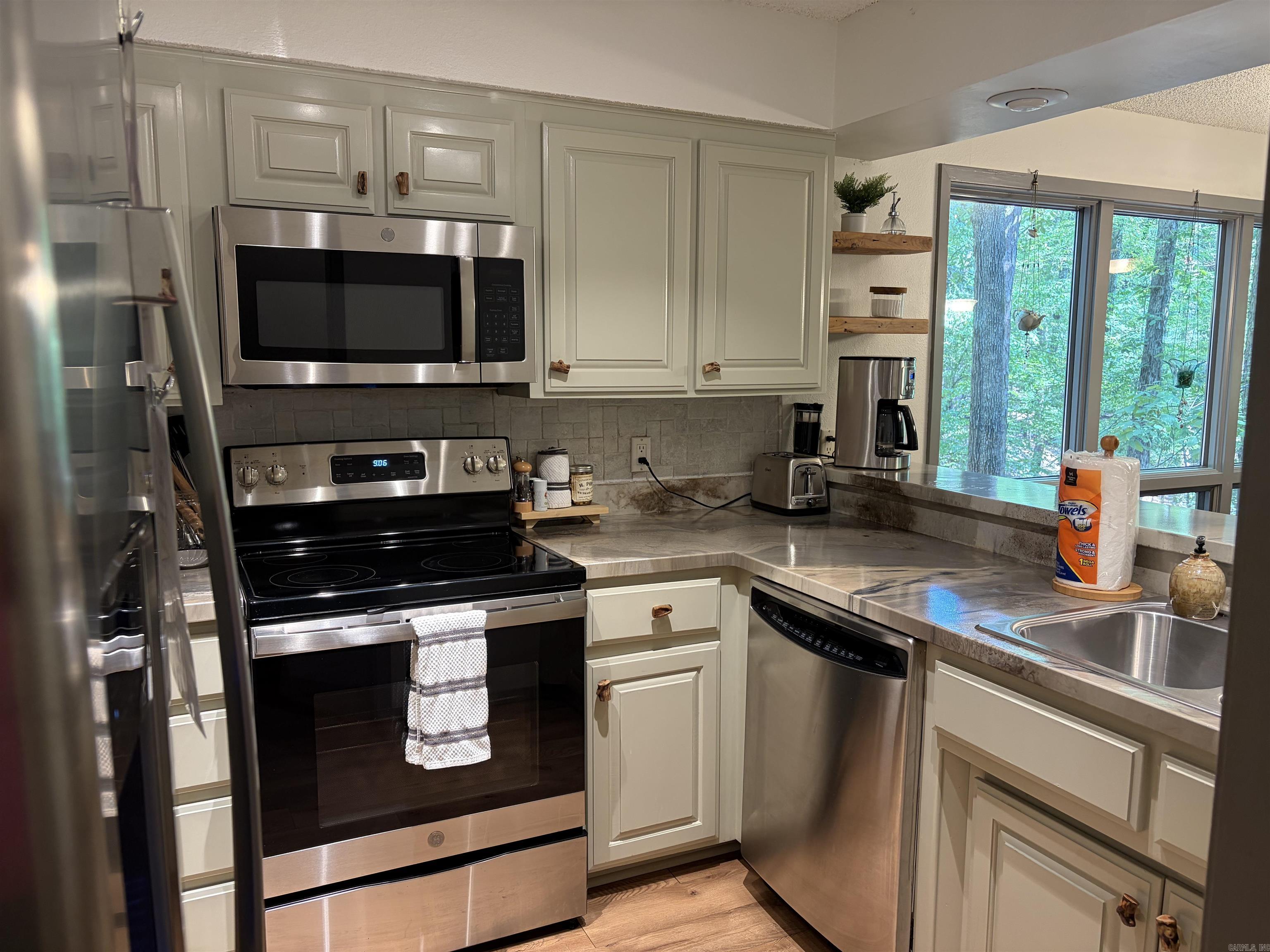 21 Pine Cove #A, Mount Ida, AR 71957 — photo 2