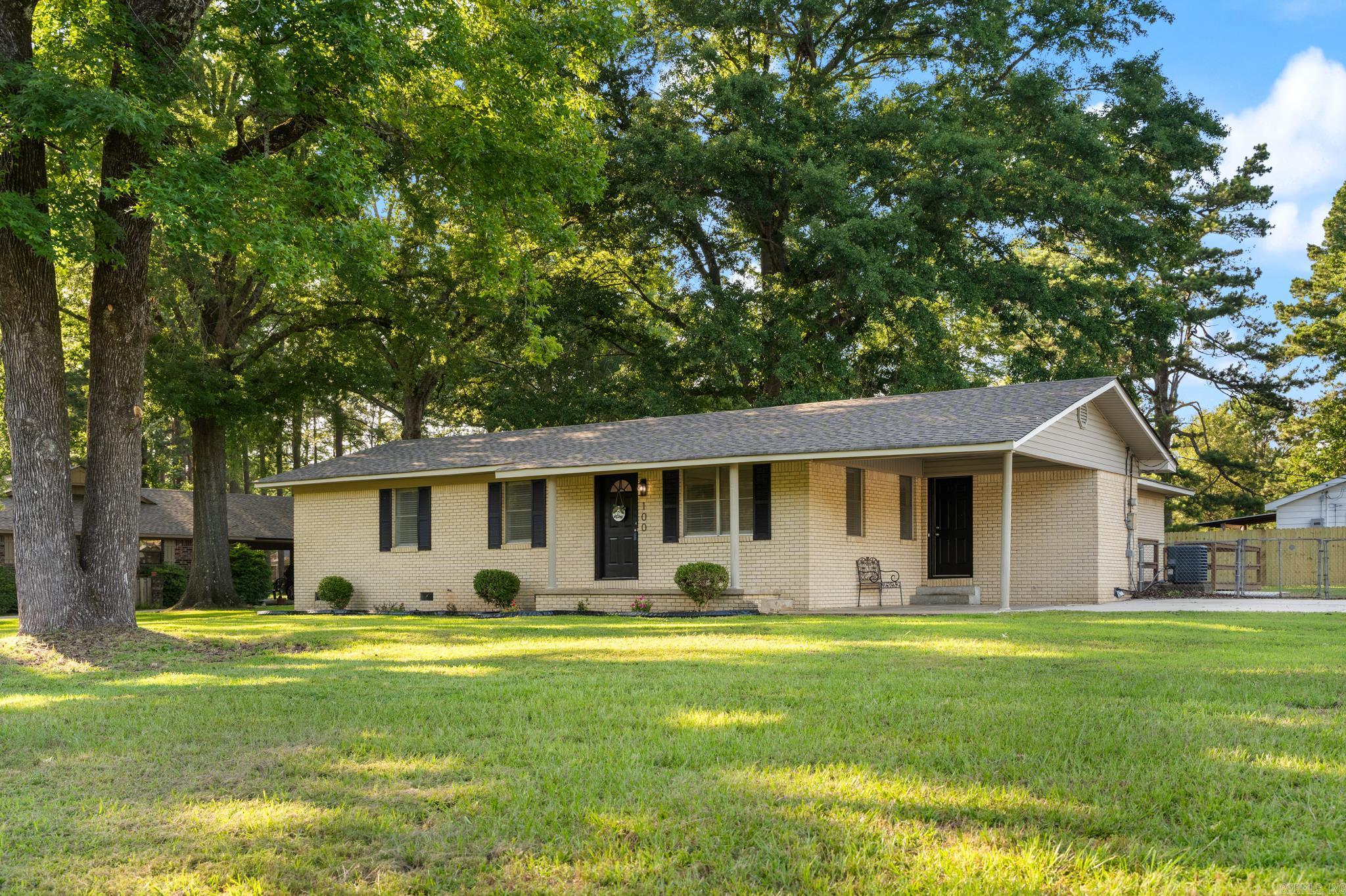 100 W Sunset Drive — photo