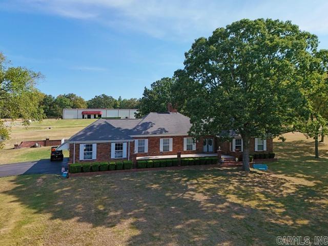 1829 Newport Road — photo
