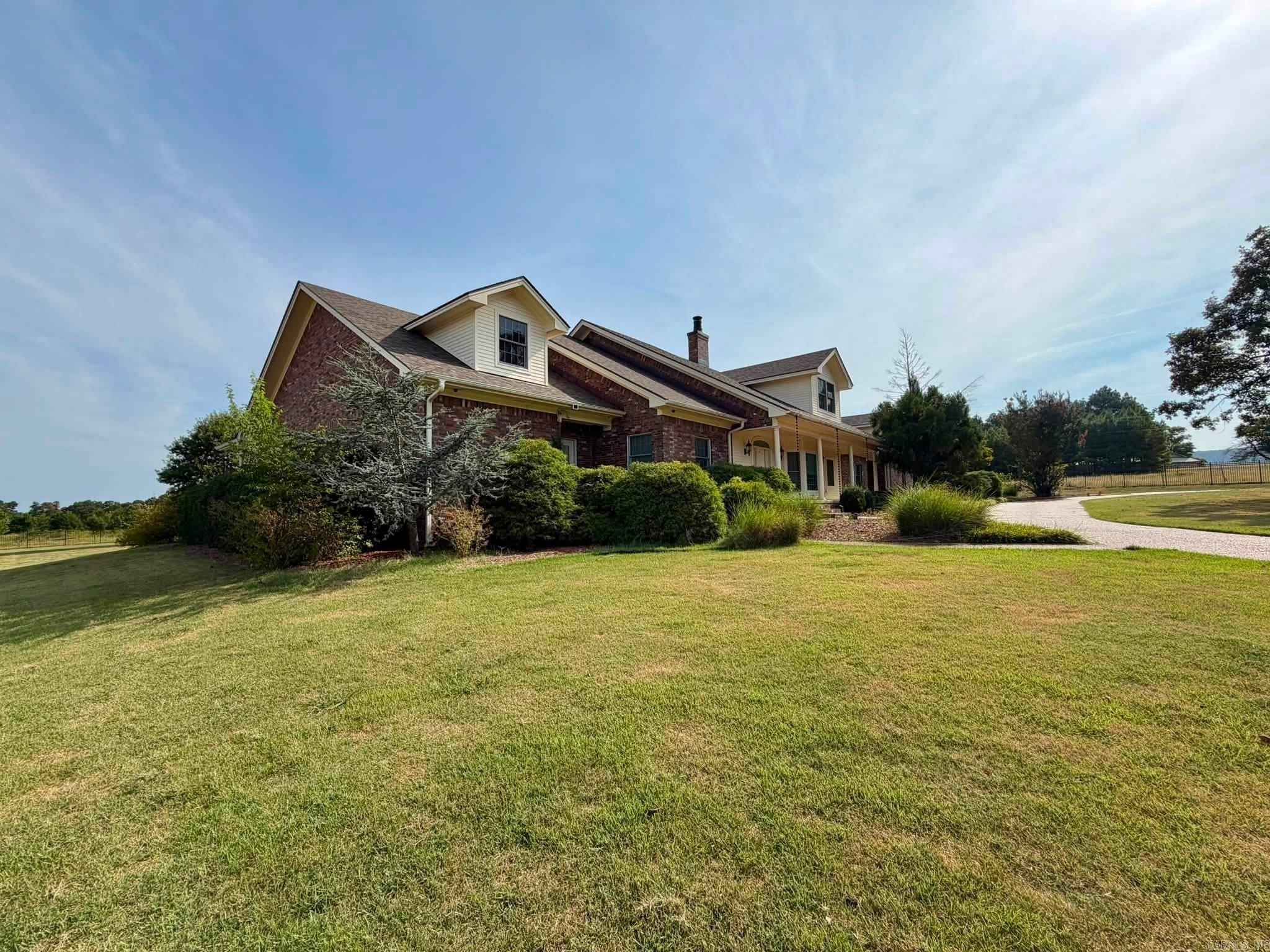 354 Old McIntire Lane — photo