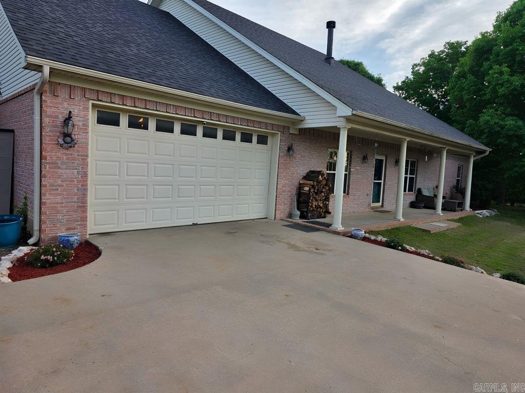 1161 Angel Drive — photo