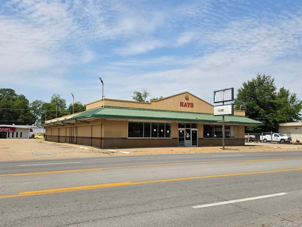 115 S Falls Blvd — photo