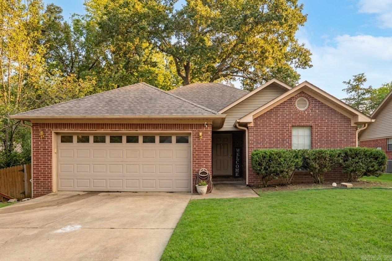 270 Pickwicket Drive — photo
