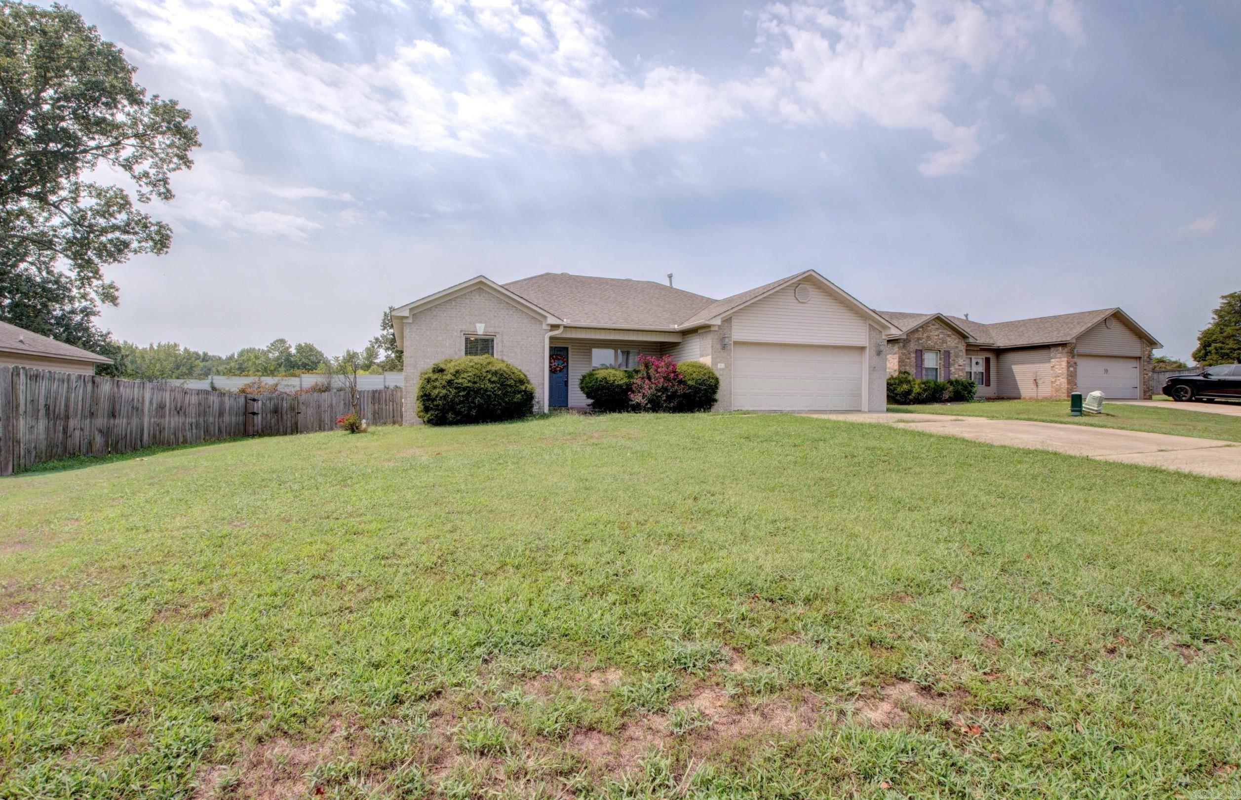 32 Seminole Circle — photo