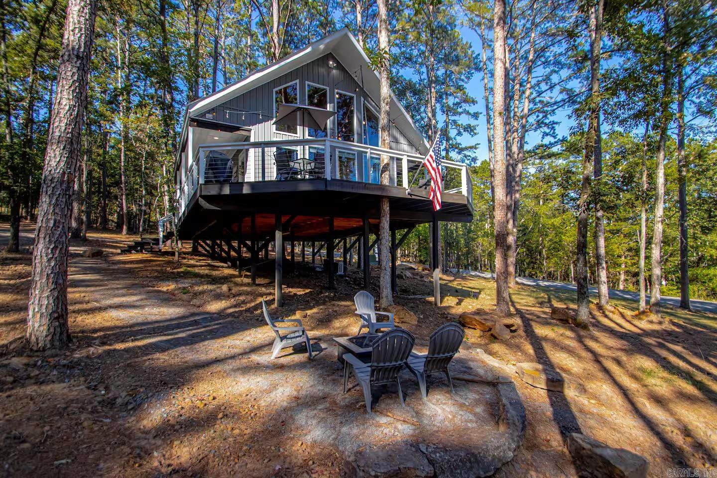 1102 Circle Acres Road — photo