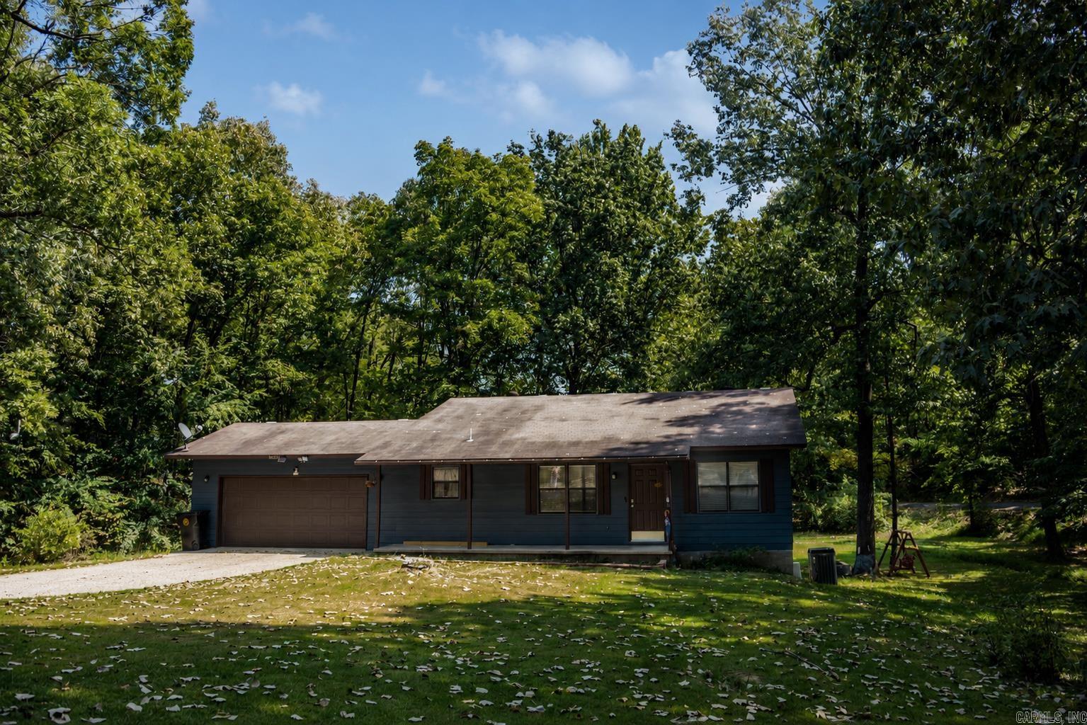 1501 Spinnenwebber St Street — photo