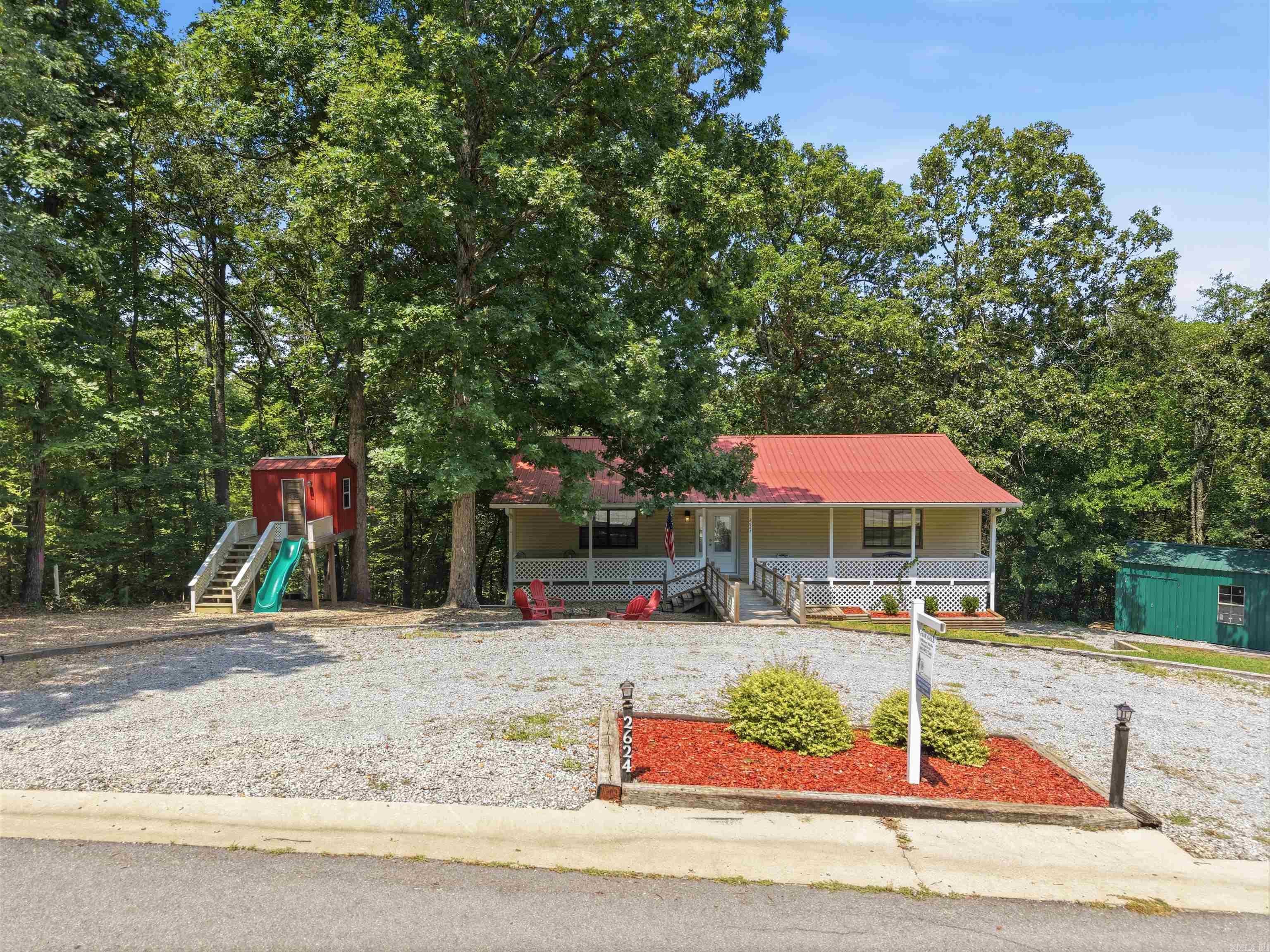 2624 White Tail St — photo
